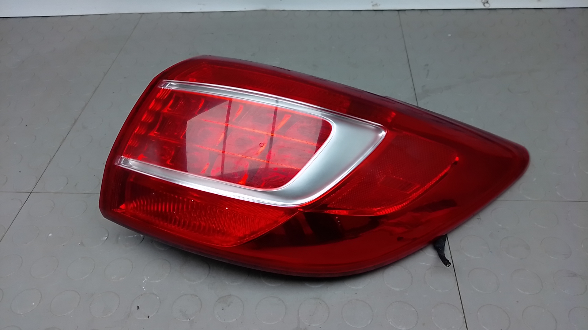 Фонарь задний правый Kia Sportage 3