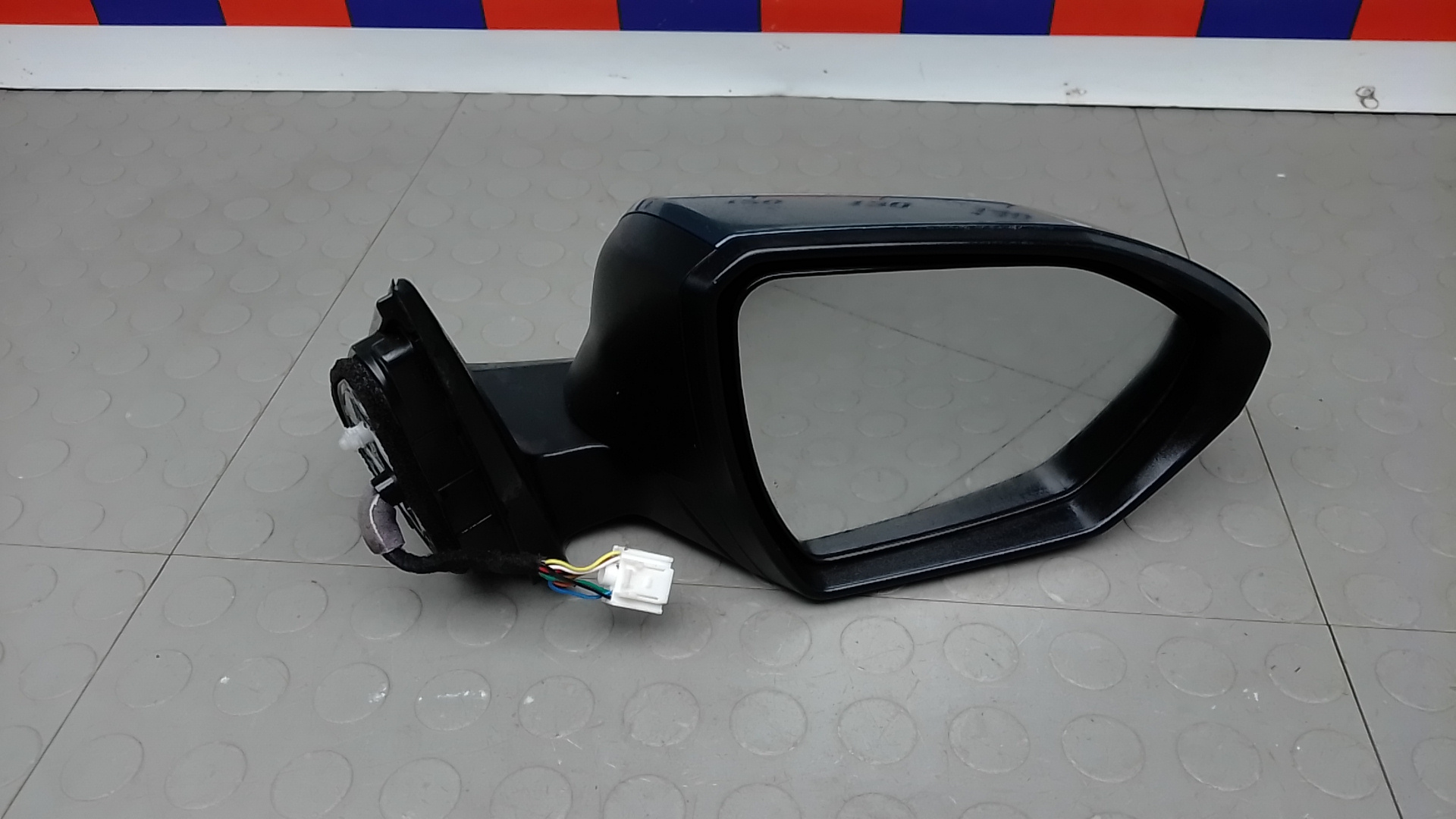 Зеркало наружное правое Hyundai Tucson 4 (NX4)