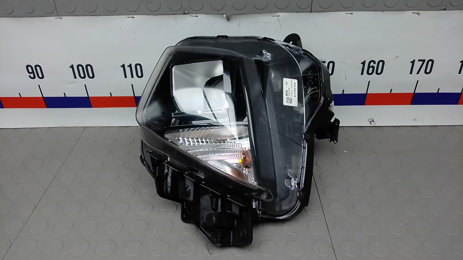 Фара левая Hyundai Tucson 4 (NX4)
