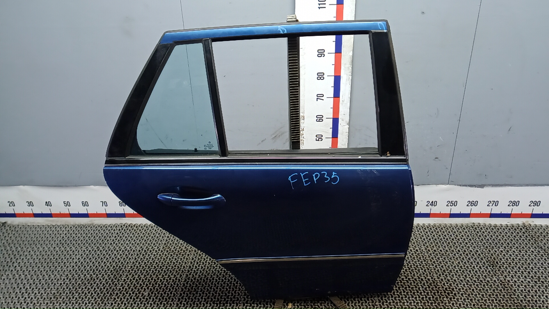 Дверь задняя правая Mercedes-Benz C-Class W203
