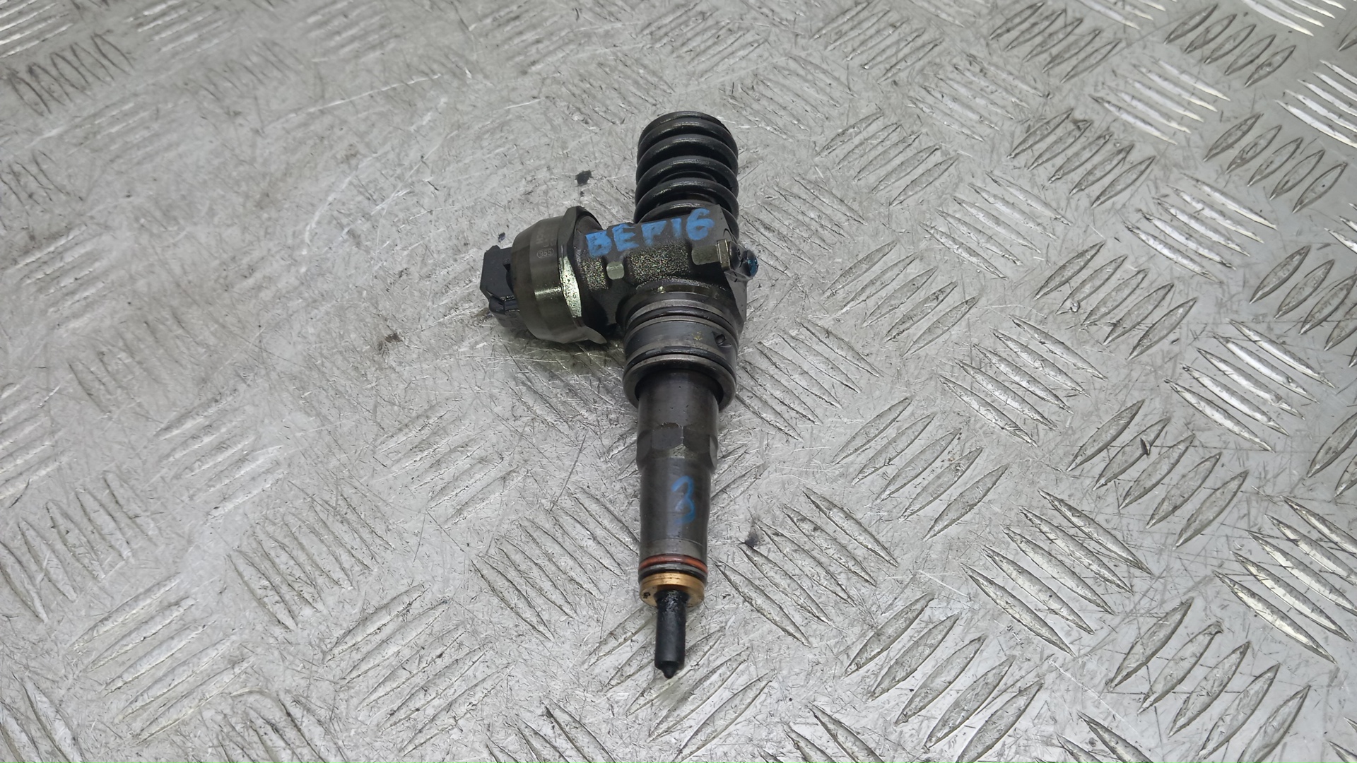 Форсунка дизельная Audi A3 8P