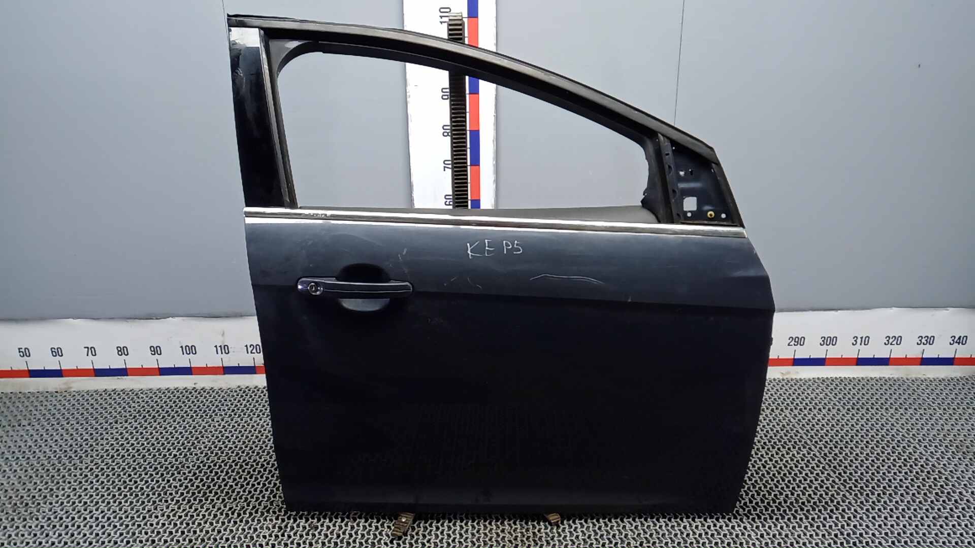Дверь передняя правая Ford Focus 3