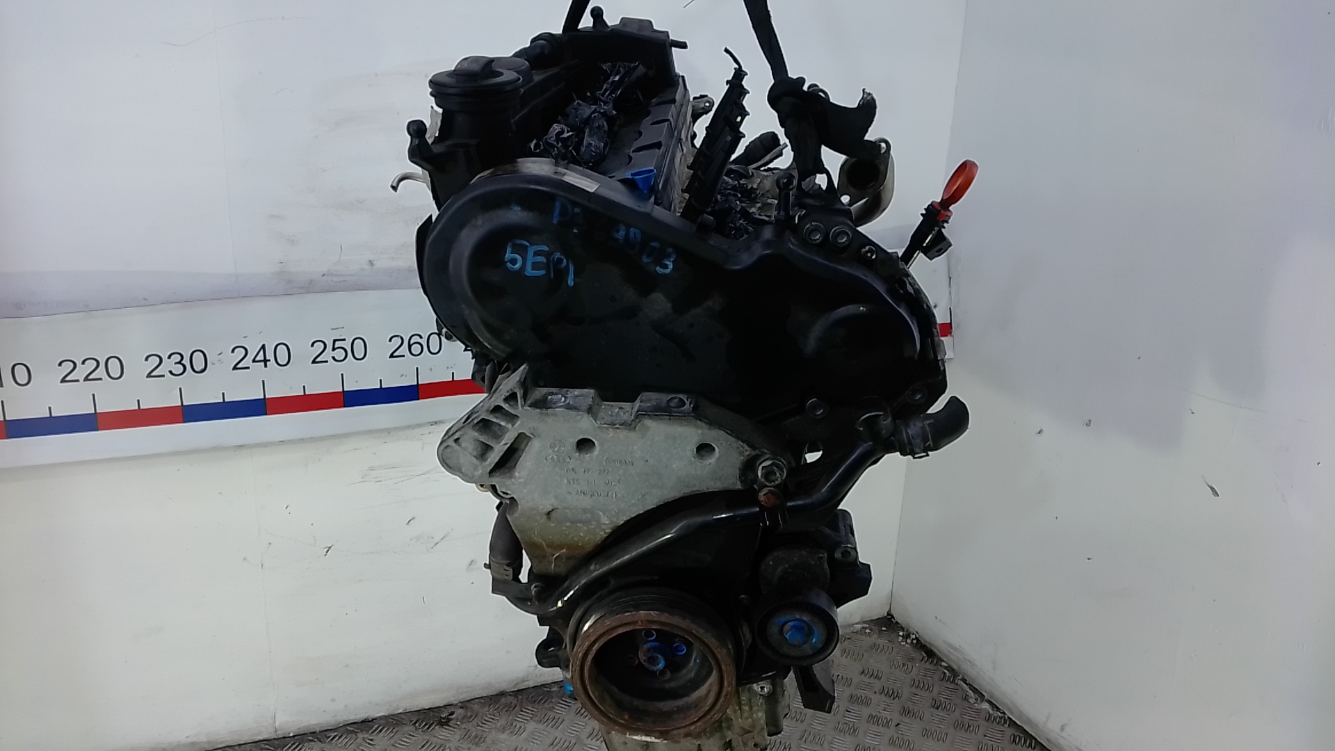 Двигатель дизельный Volkswagen Passat B6