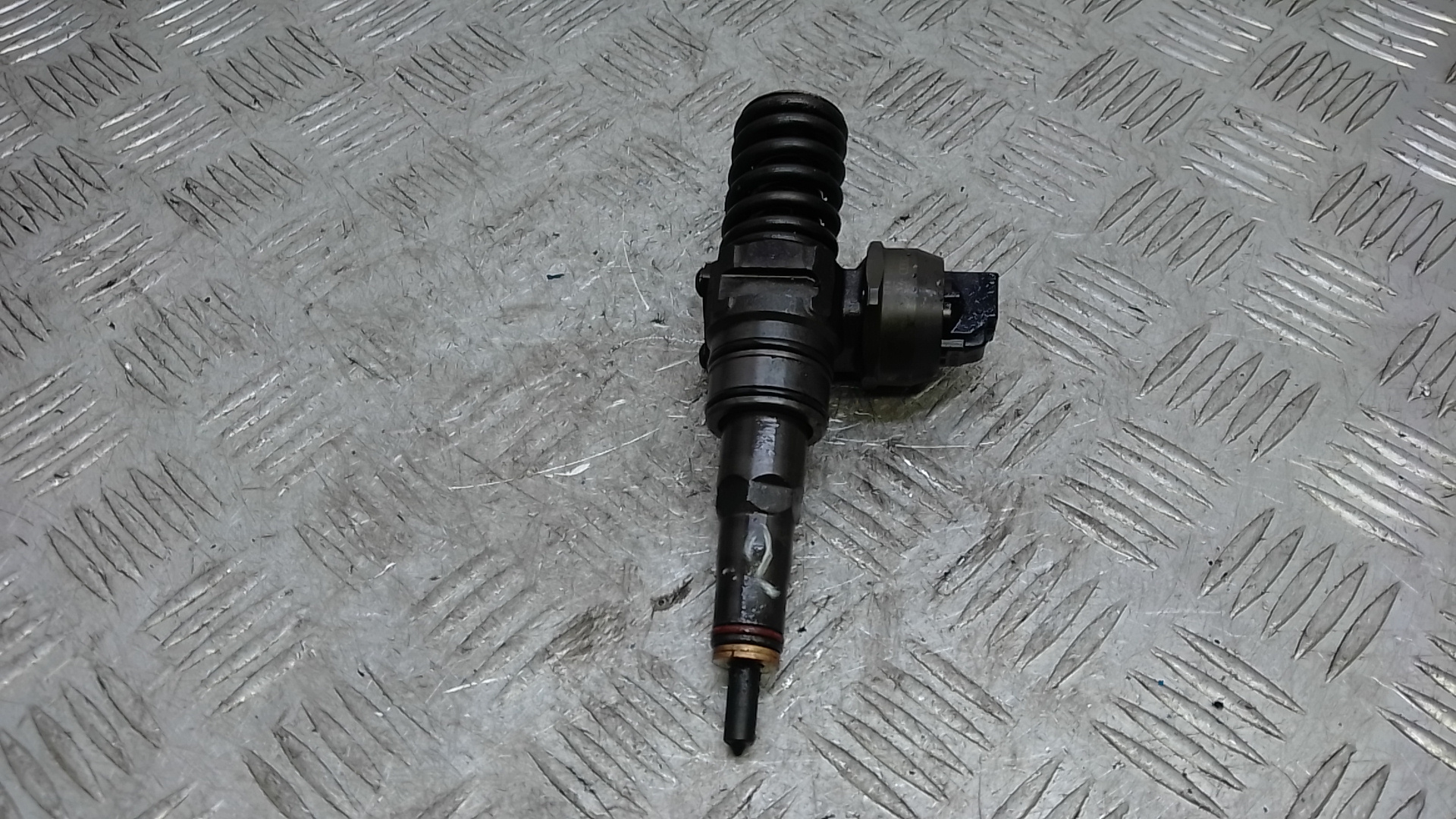 Форсунка дизельная Volkswagen Jetta 5