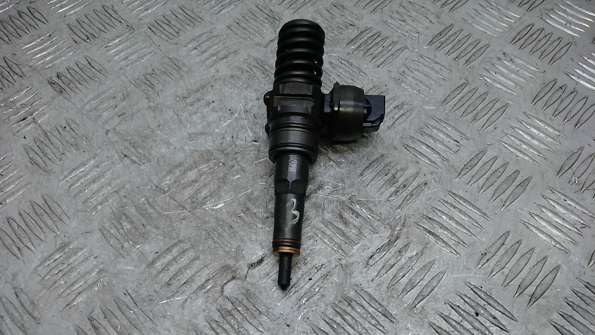 Форсунка дизельная Volkswagen Jetta 5