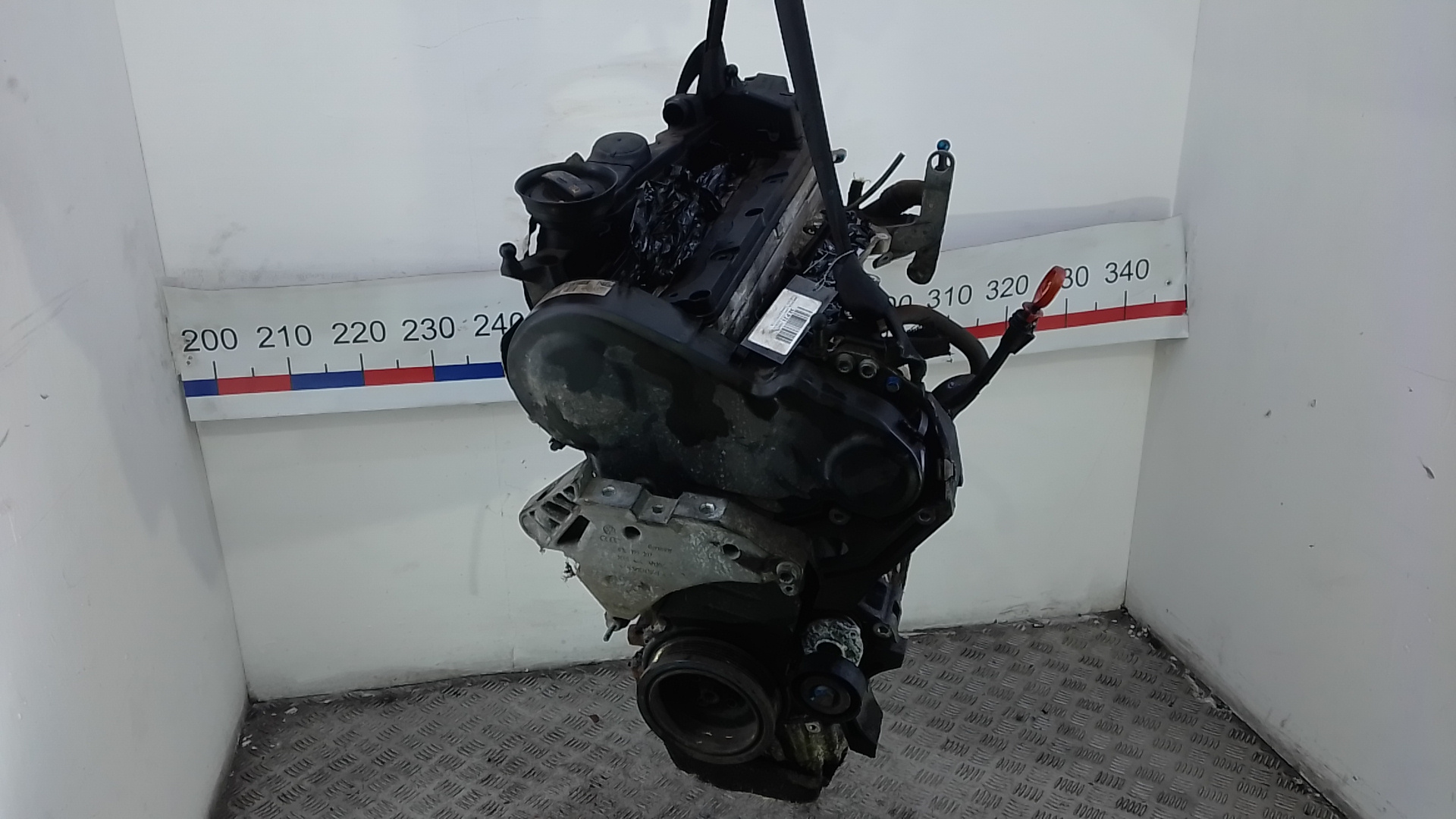 Двигатель дизельный Volkswagen Tiguan 1