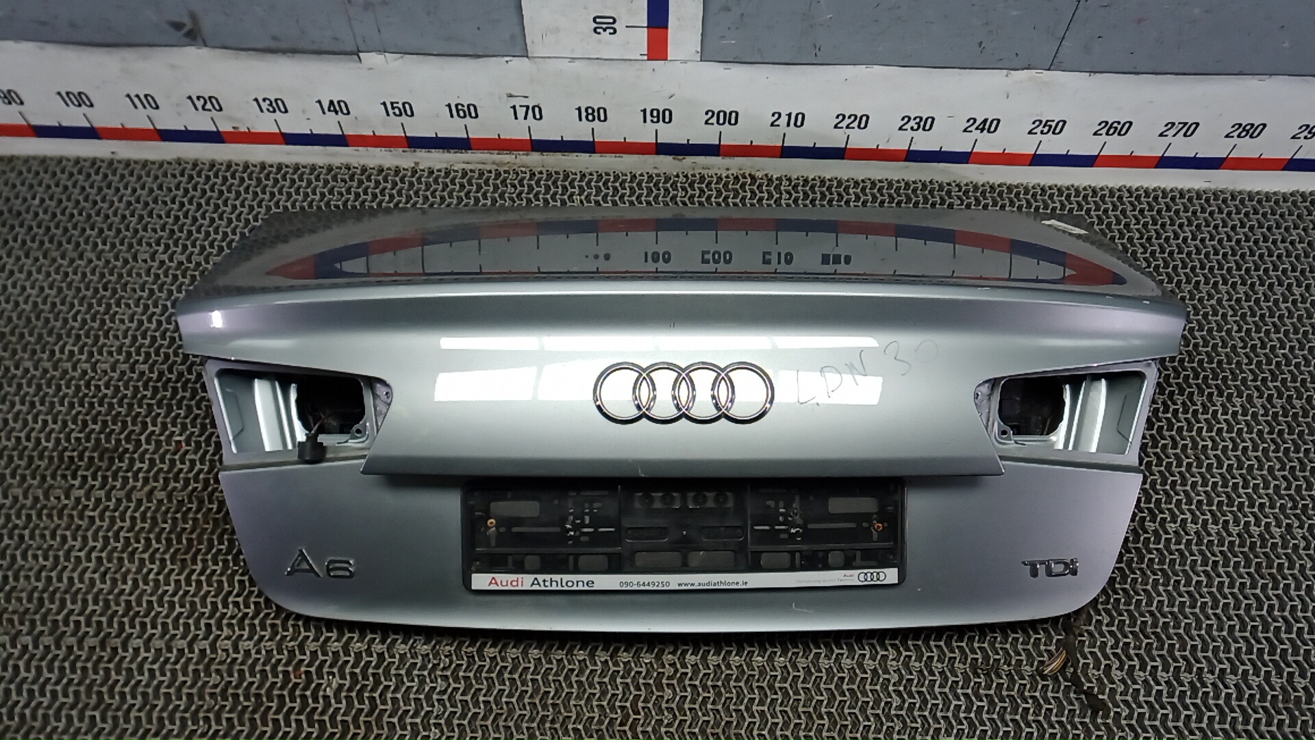 Крышка багажника Audi A6 C7