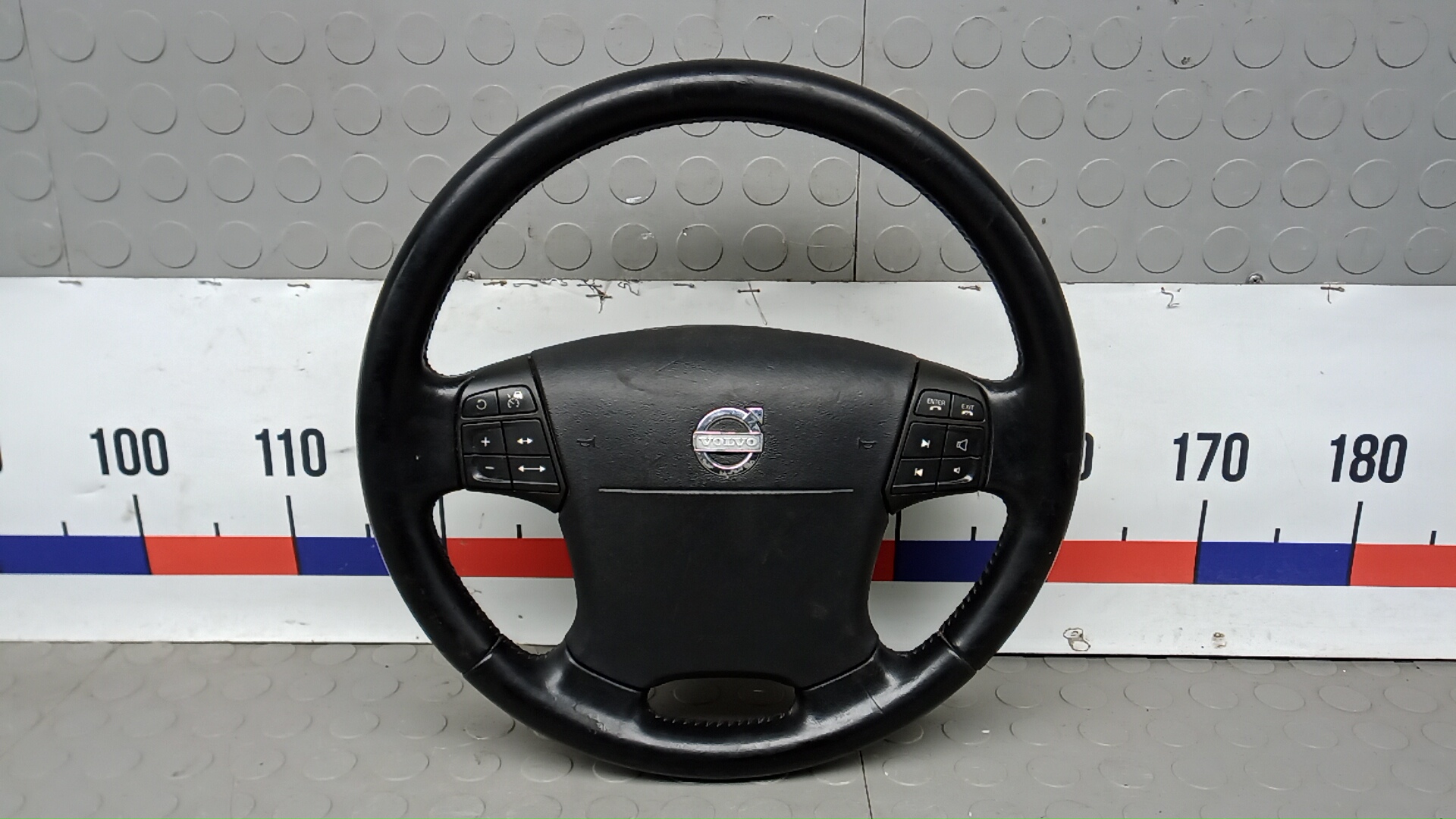 Руль Volvo XC60 1