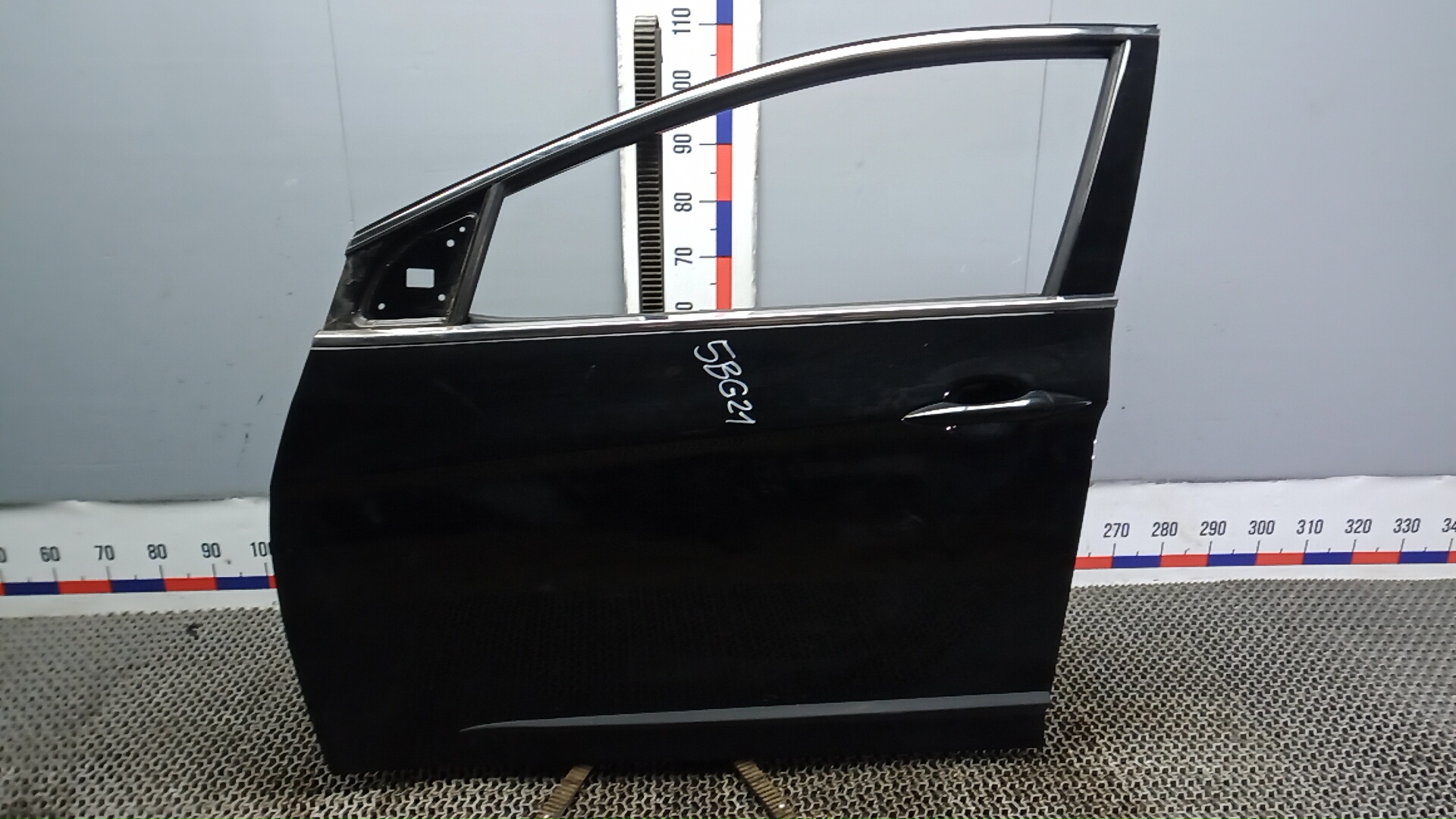 Дверь передняя левая Hyundai i40