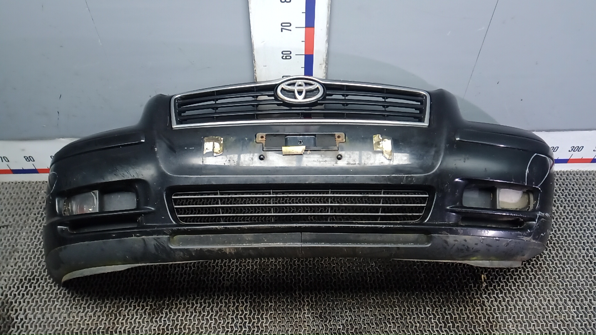 Бампер передний Toyota Avensis T25