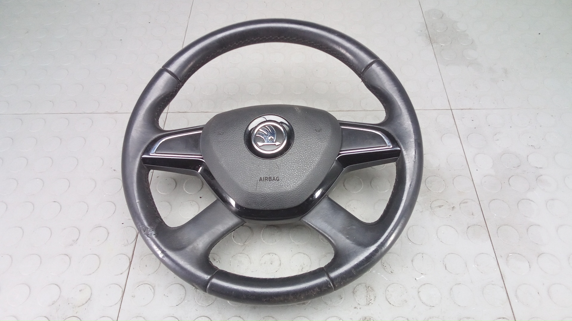 Руль Skoda Octavia A7