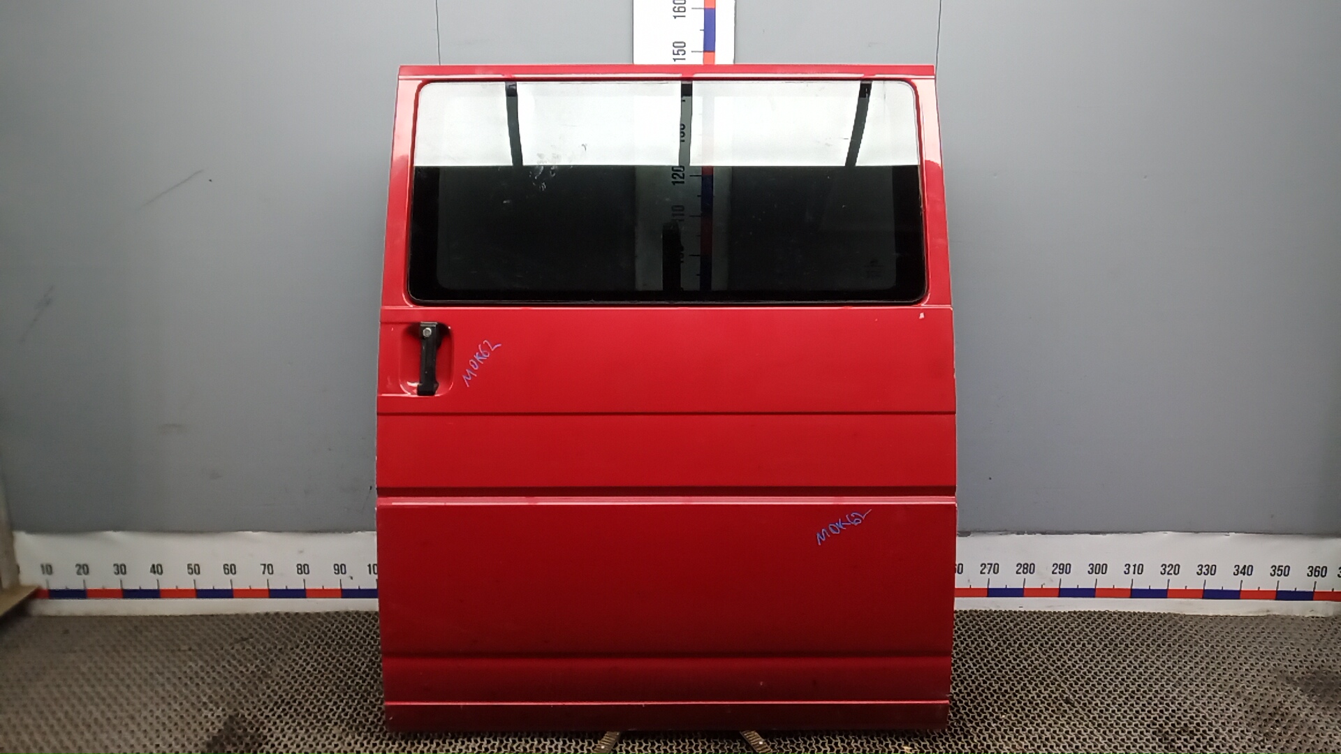 Дверь сдвижная левая Volkswagen Transporter T4