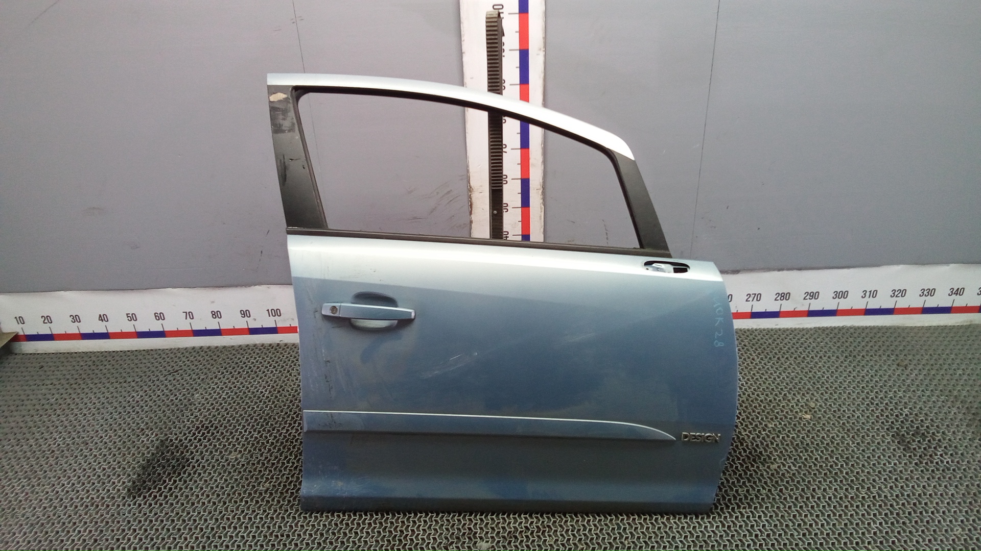 Дверь передняя правая Opel Corsa D