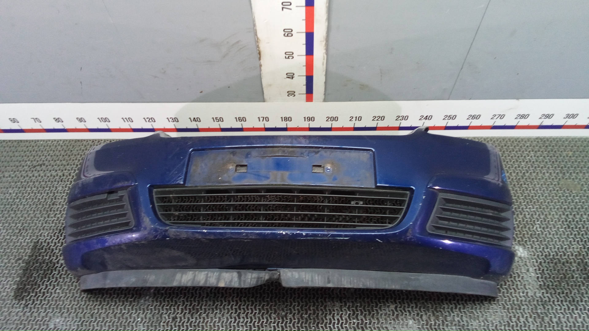 Бампер передний Opel Zafira B