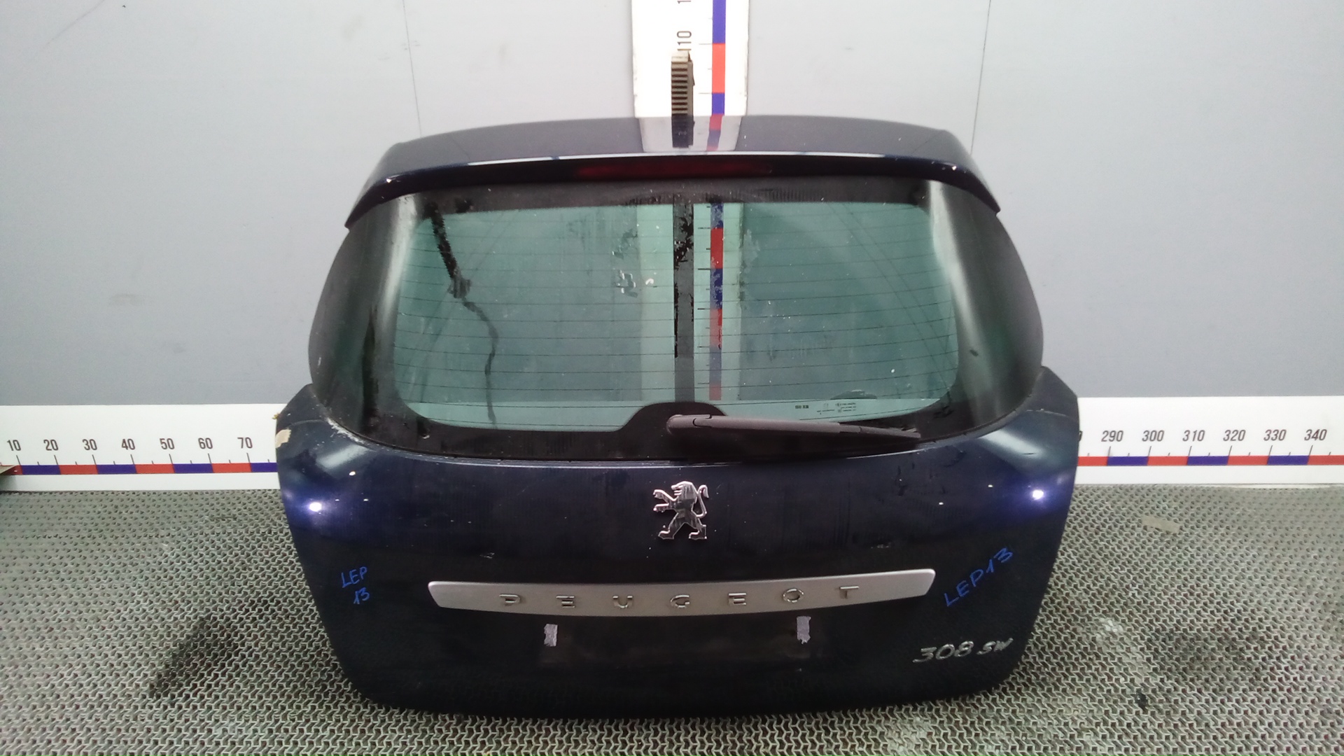 Дверь 3-5 Peugeot 308 1