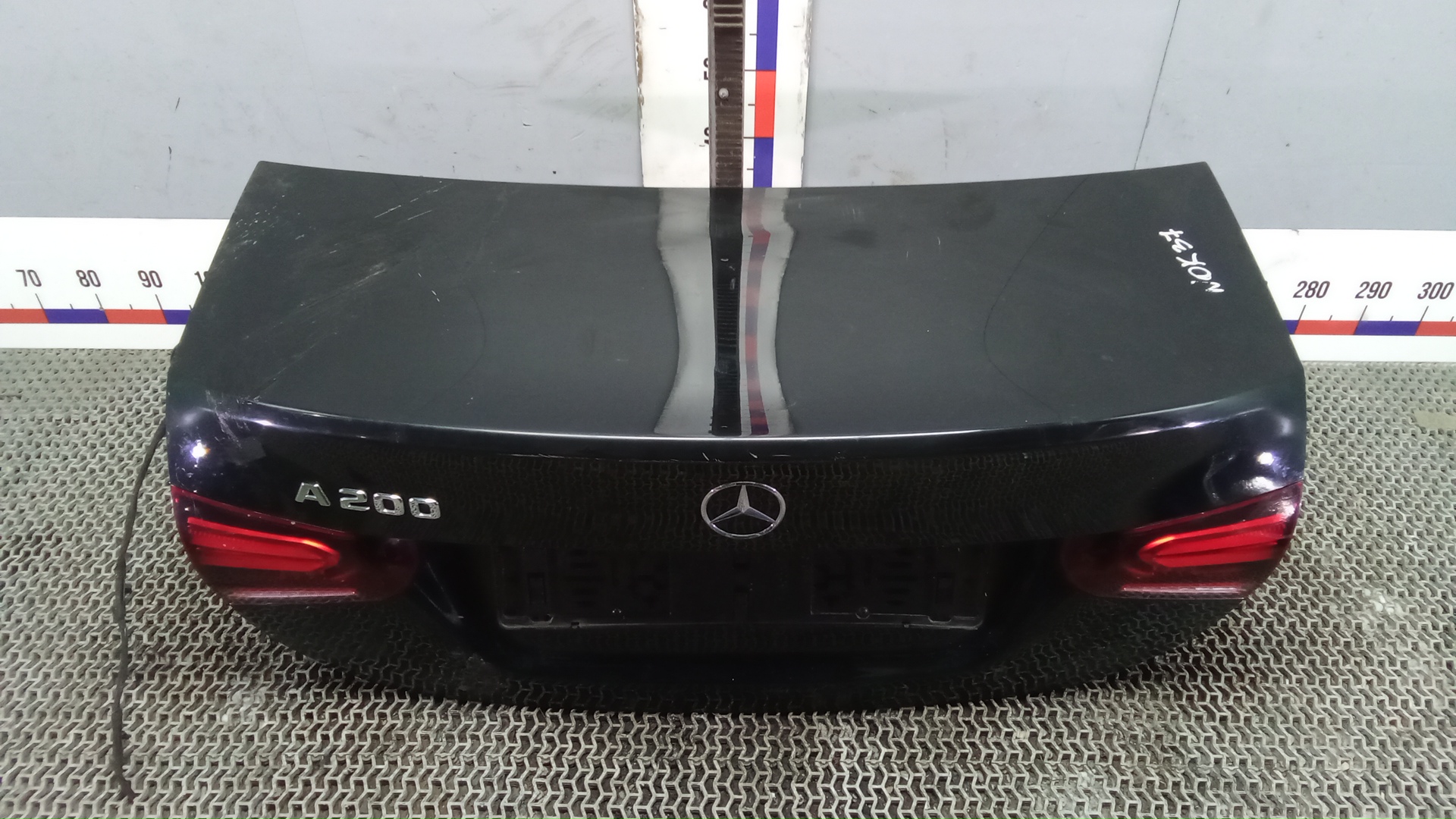 Крышка багажника Mercedes-Benz A-Class W177