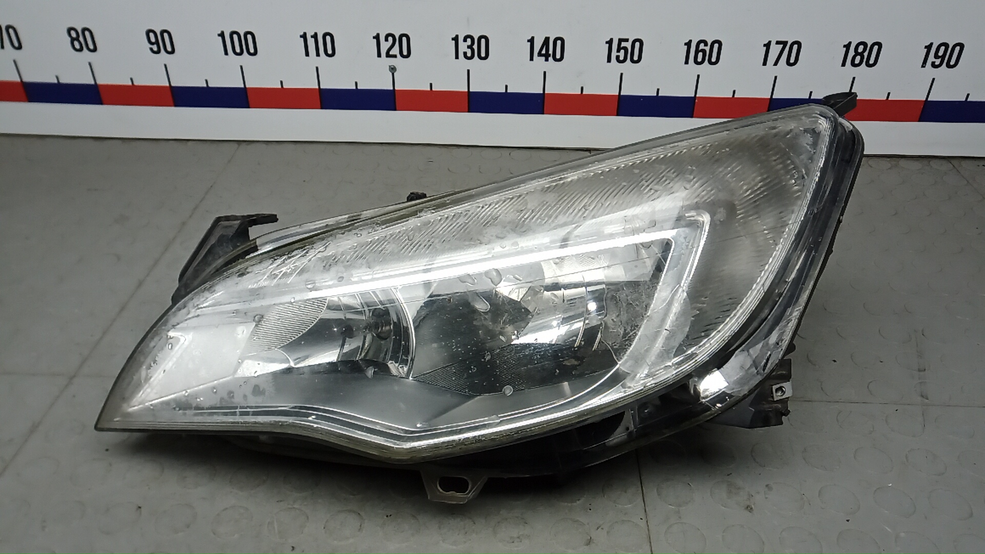 Фара левая Opel Astra J