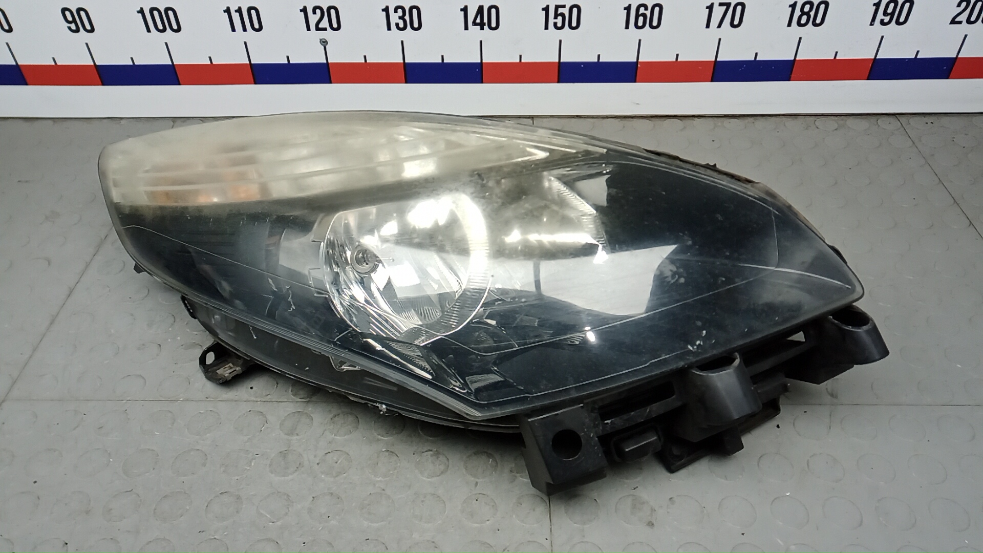 Фара правая Renault Scenic 3