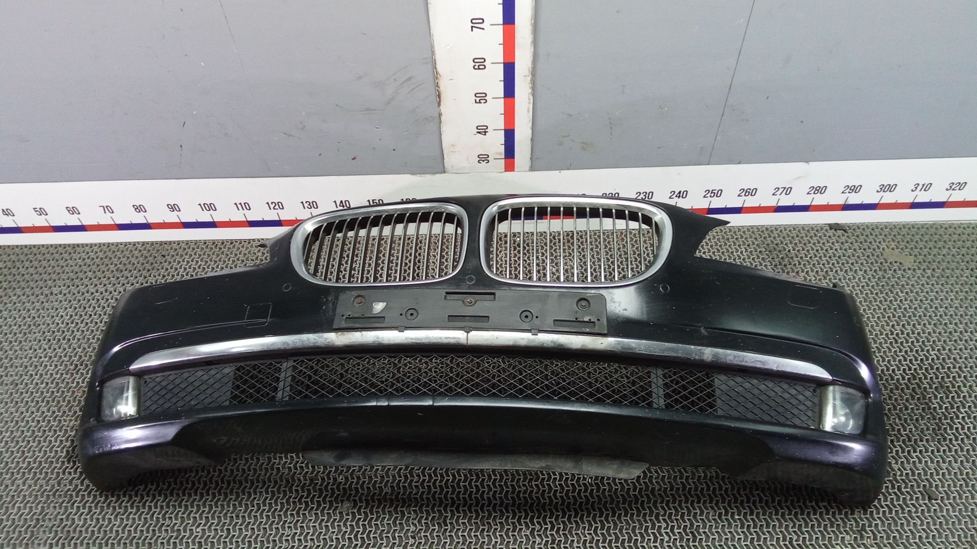 Бампер передний BMW 7 Series F01