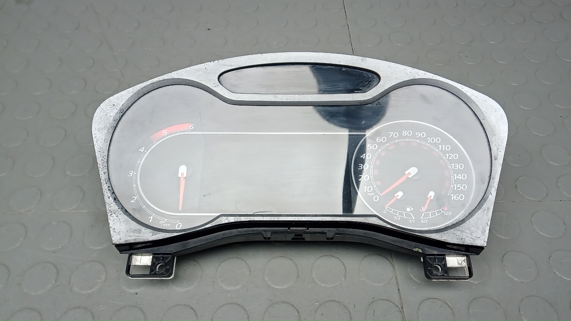 Щиток приборов Ford S-MAX