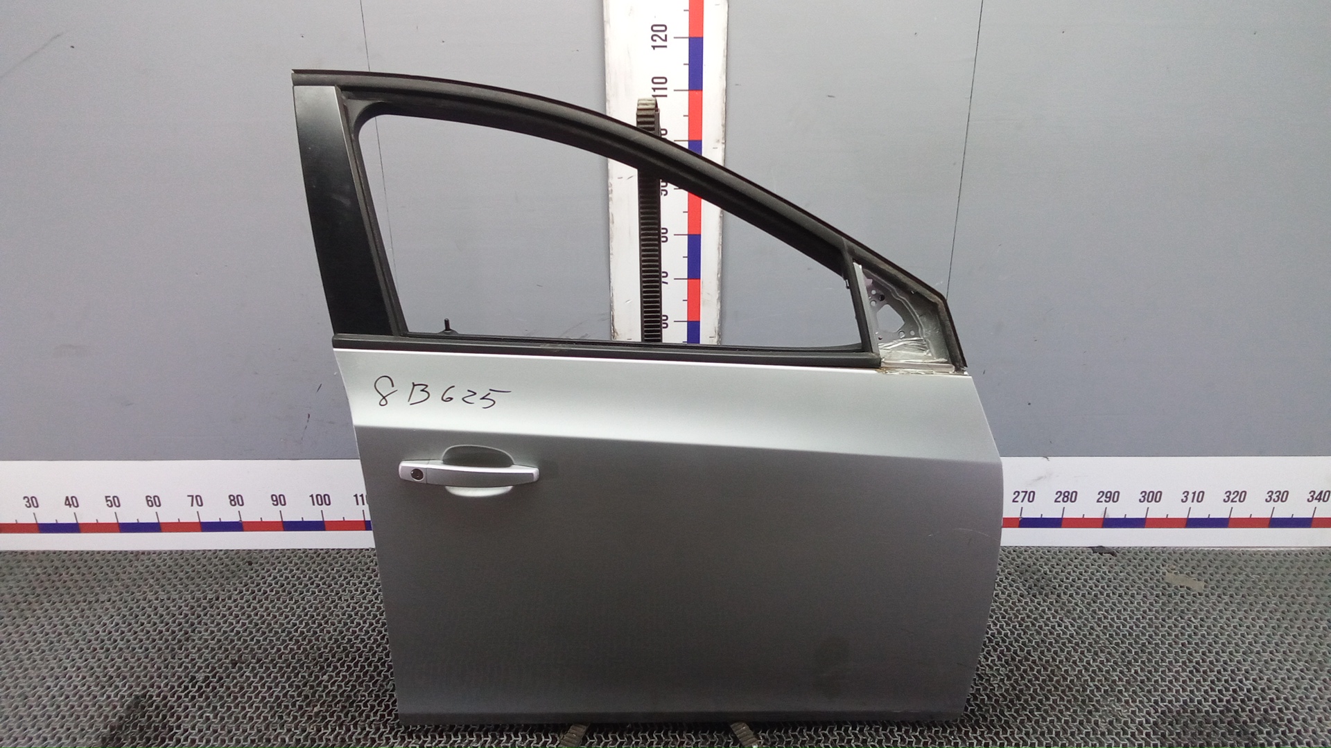Дверь передняя правая Chevrolet Cruze J300