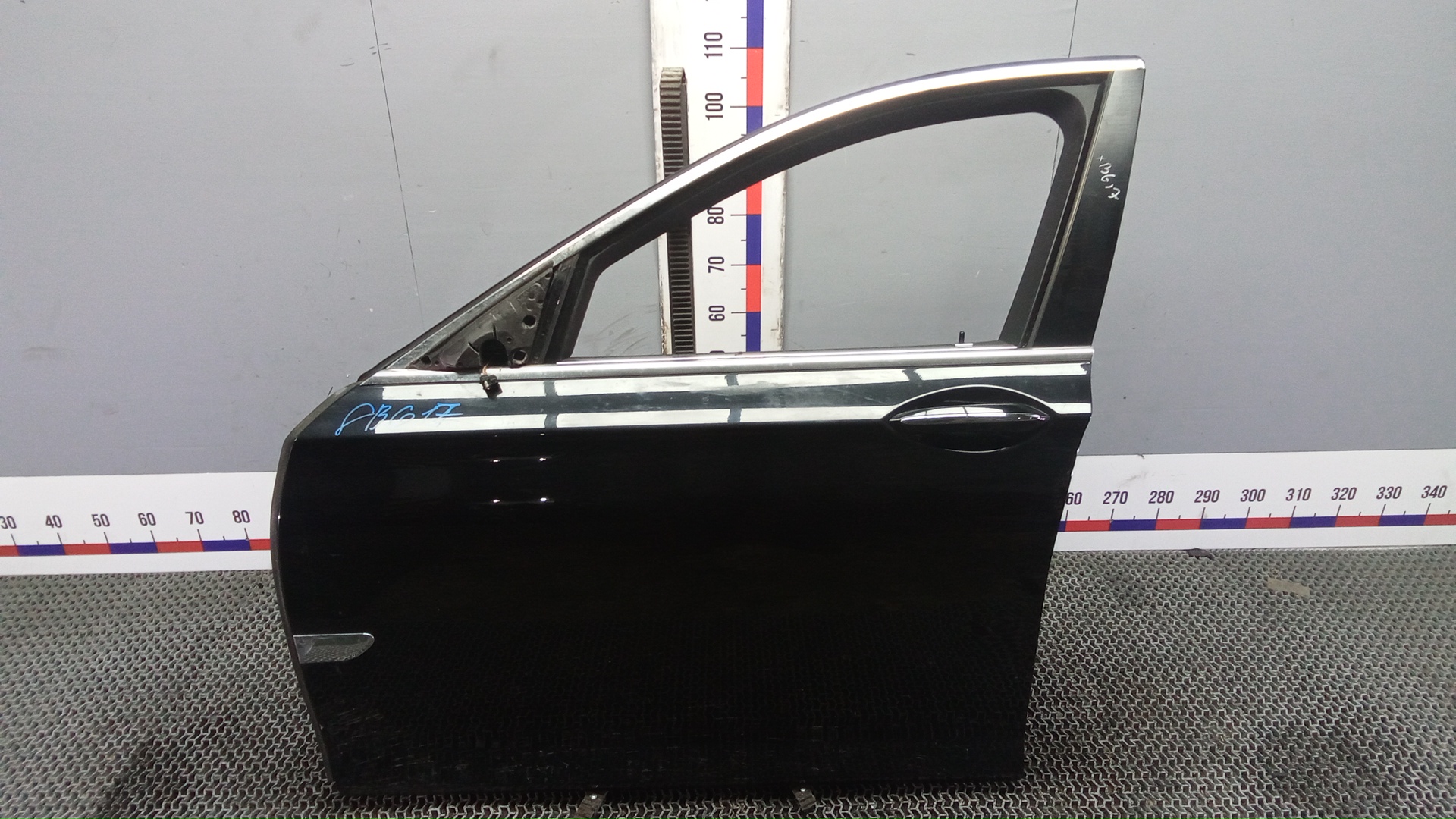 Дверь передняя левая BMW 7 Series F01