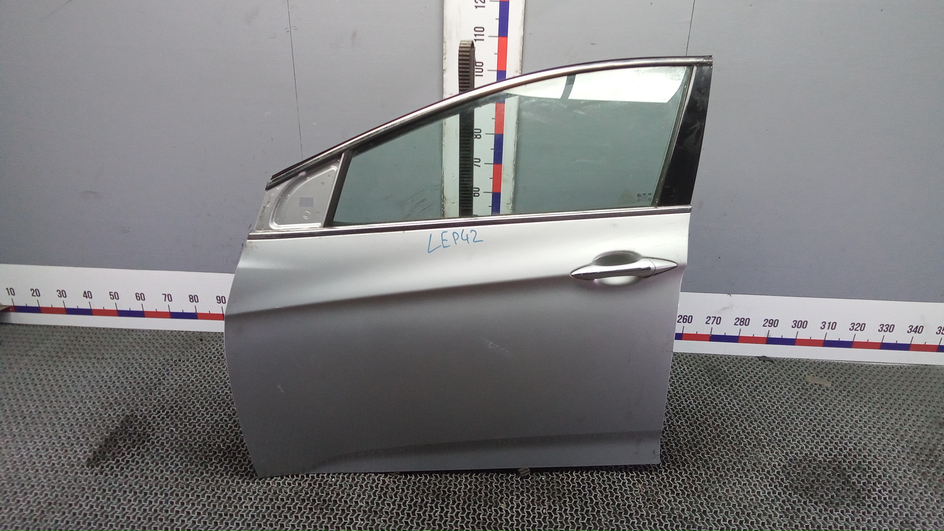 Дверь передняя левая Hyundai i40
