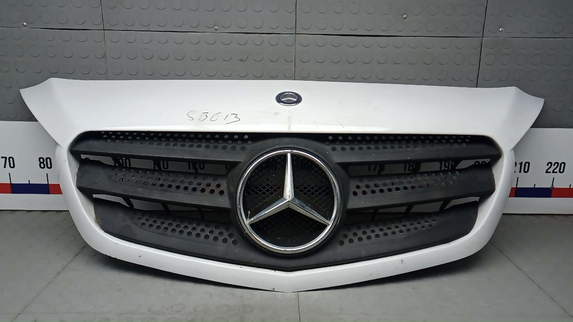 Решетка радиатора Mercedes-Benz Citan W415