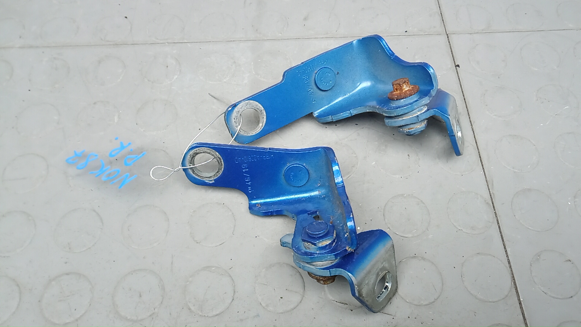 Петля передняя правая Ford Focus 4