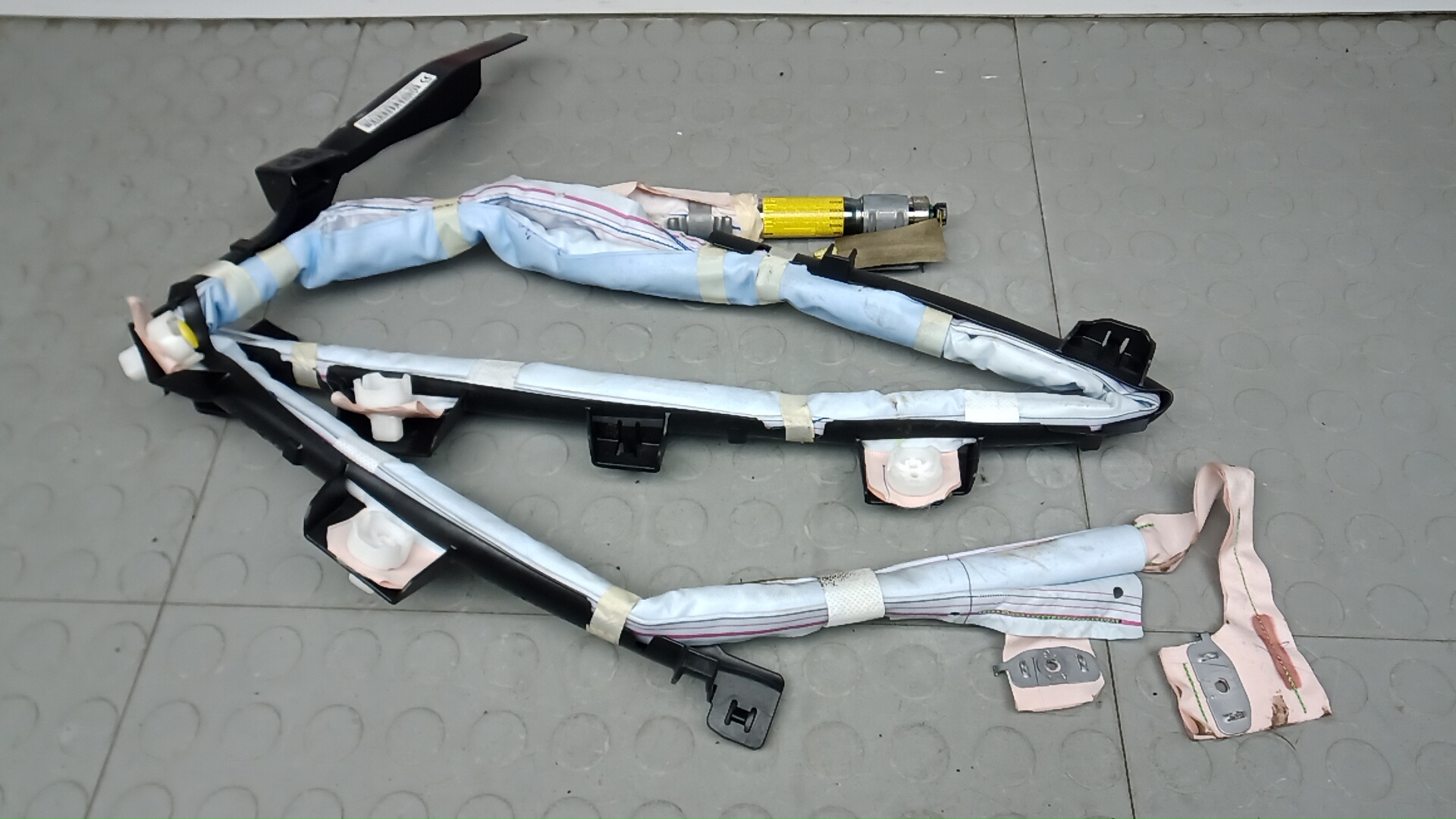 Шторка безопасности Lexus GS 4