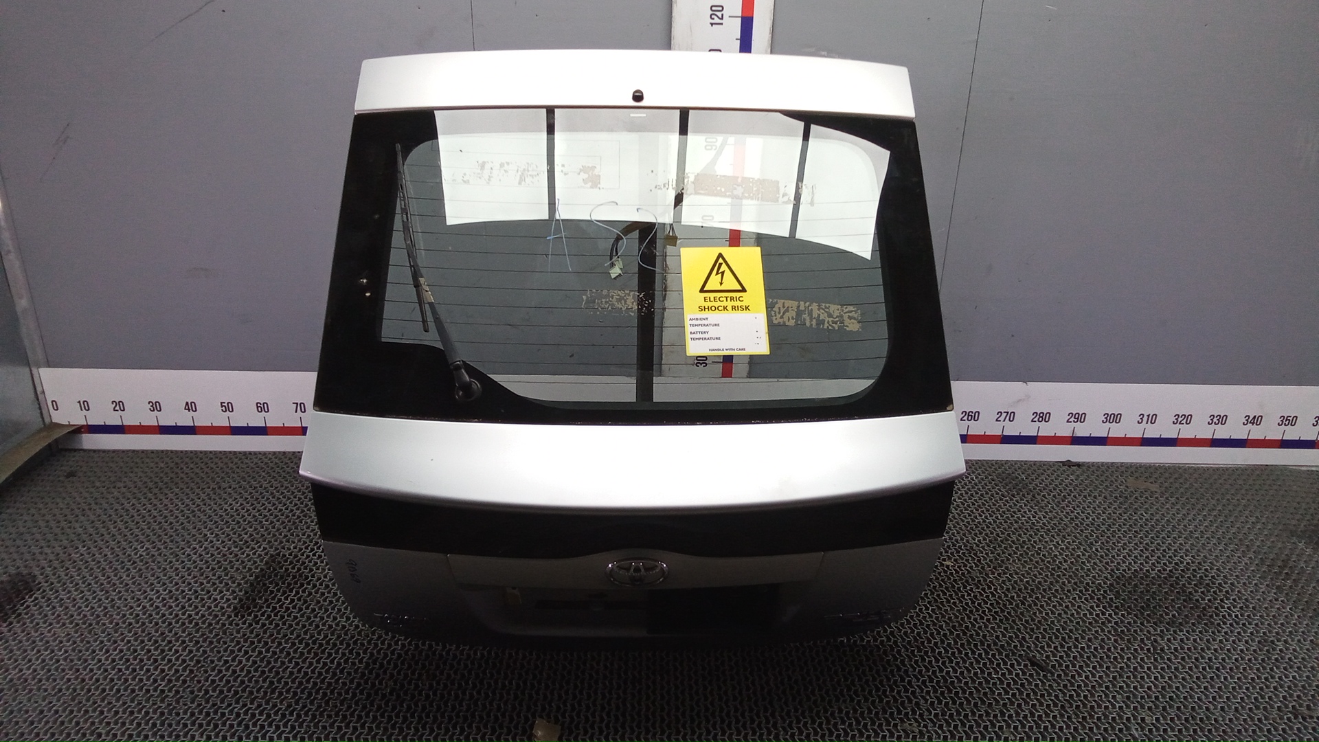 Дверь 3-5 Toyota Prius XW20