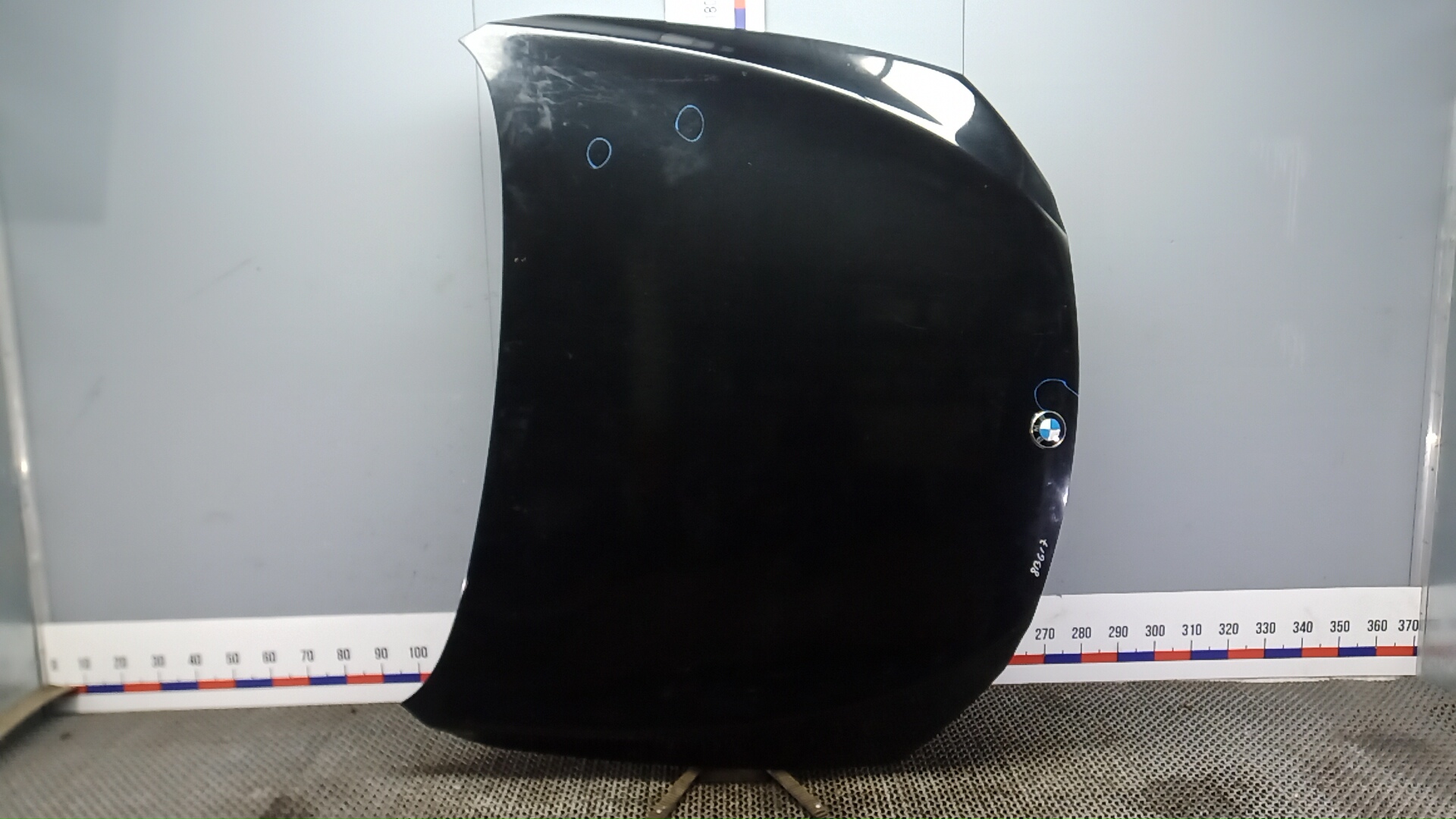 Капот BMW 7 Series F01