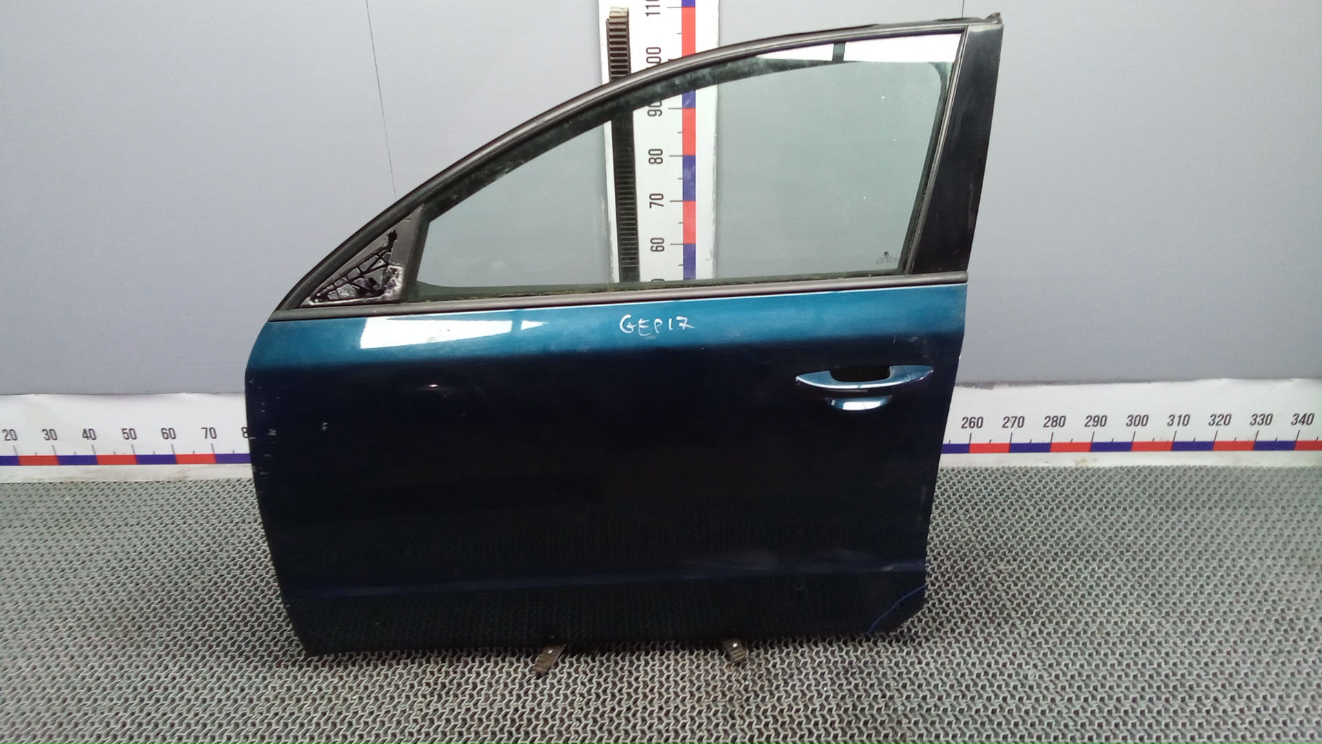 Дверь передняя левая Skoda Superb 2