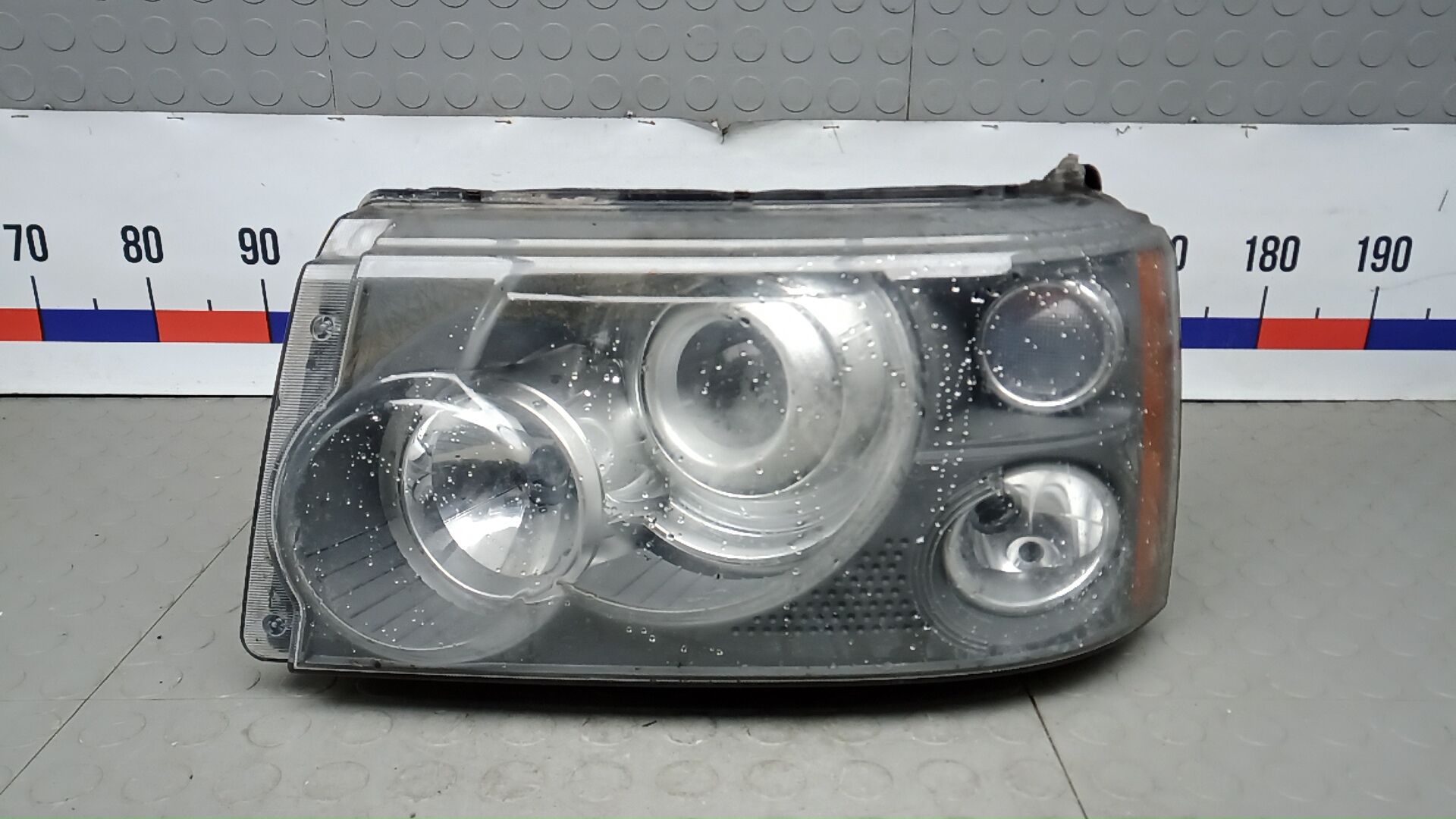Фара левая Land Rover Range Rover Sport