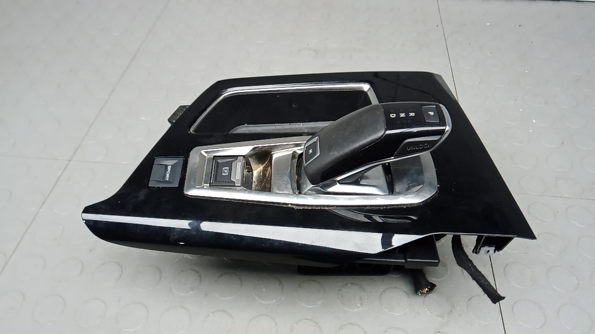 Кулиса КПП Peugeot 3008 2