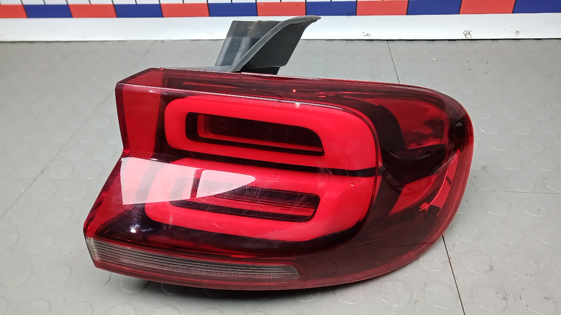 Фонарь задний правый Citroen C5 Aircross