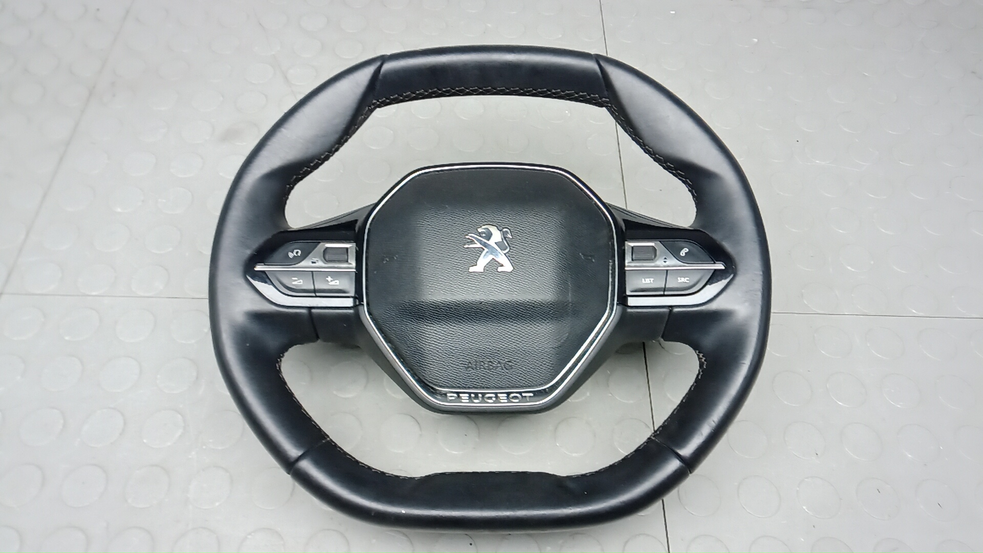 Руль Peugeot 3008 2