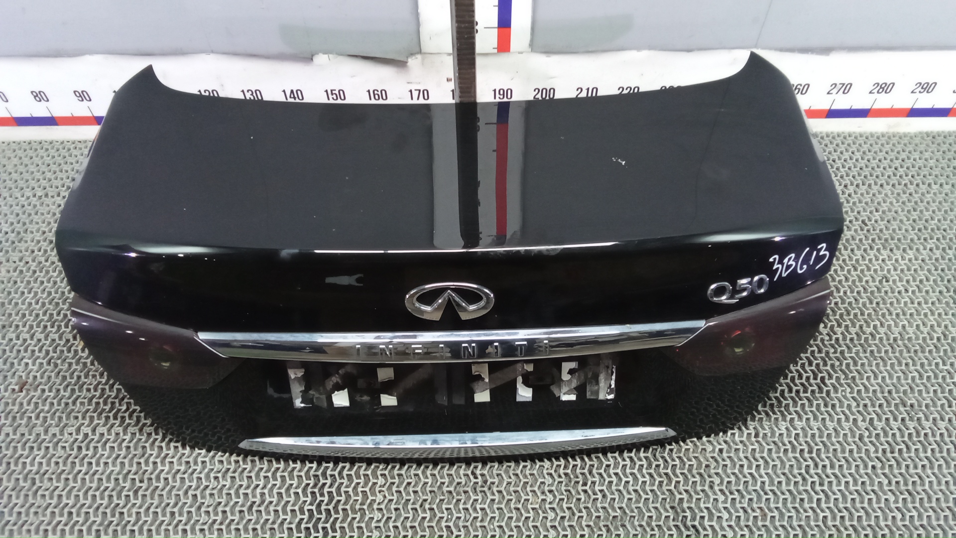 Крышка багажника Infiniti Q50