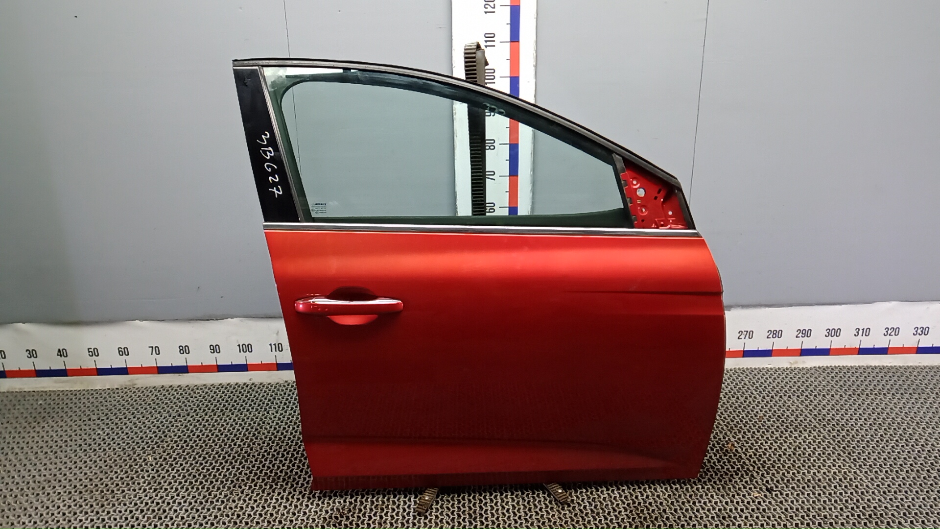 Дверь передняя правая Renault Megane 4