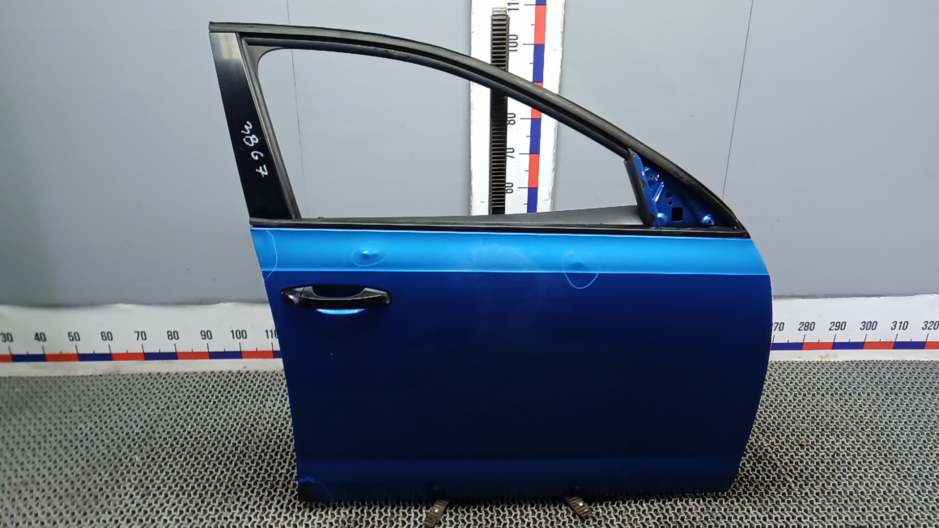 Дверь передняя правая Skoda Octavia A7