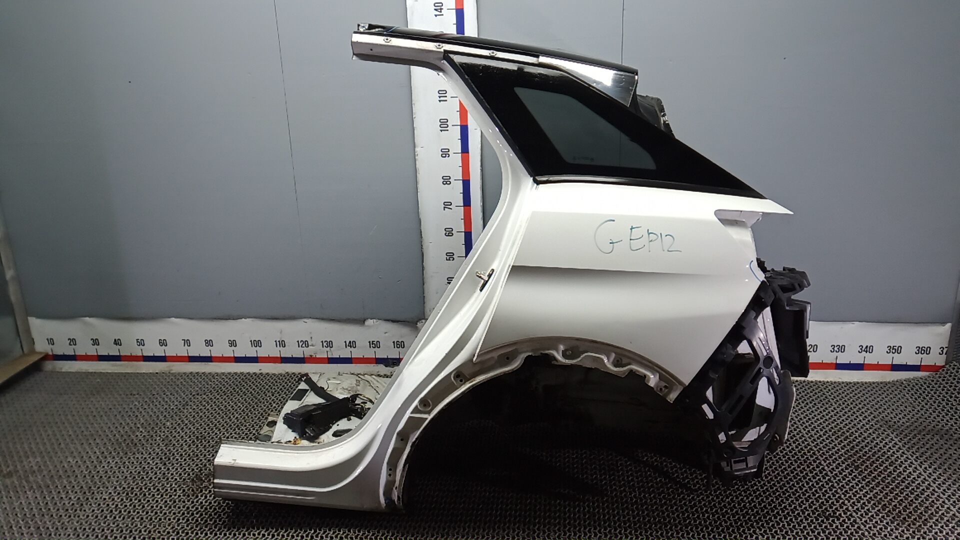 Крыло заднее левое Peugeot 3008 2