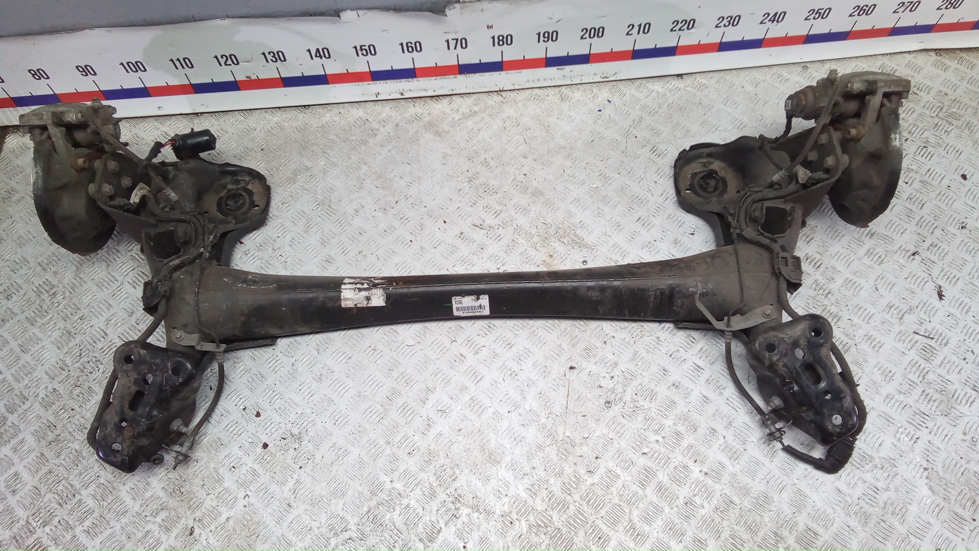 Балка задняя Peugeot 2008 2