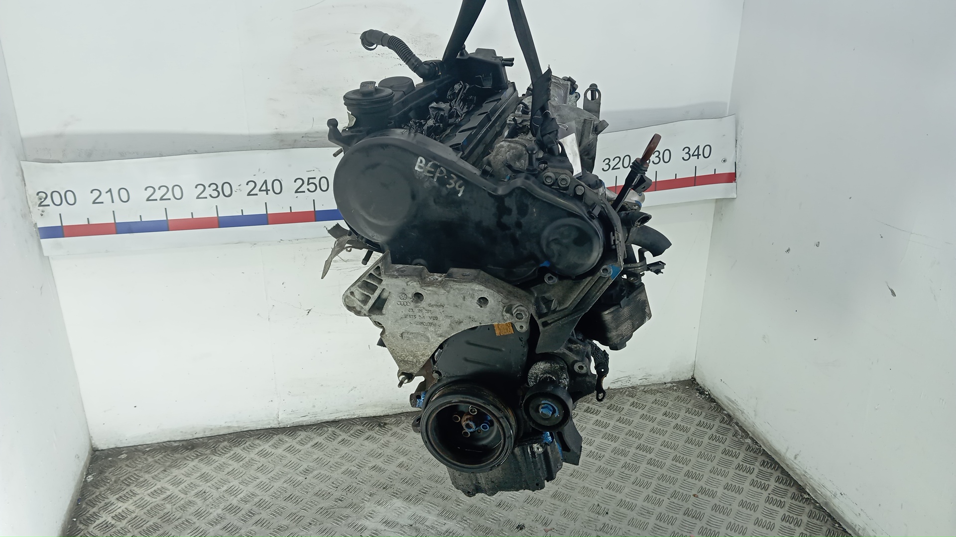 Двигатель дизельный Volkswagen Passat B6