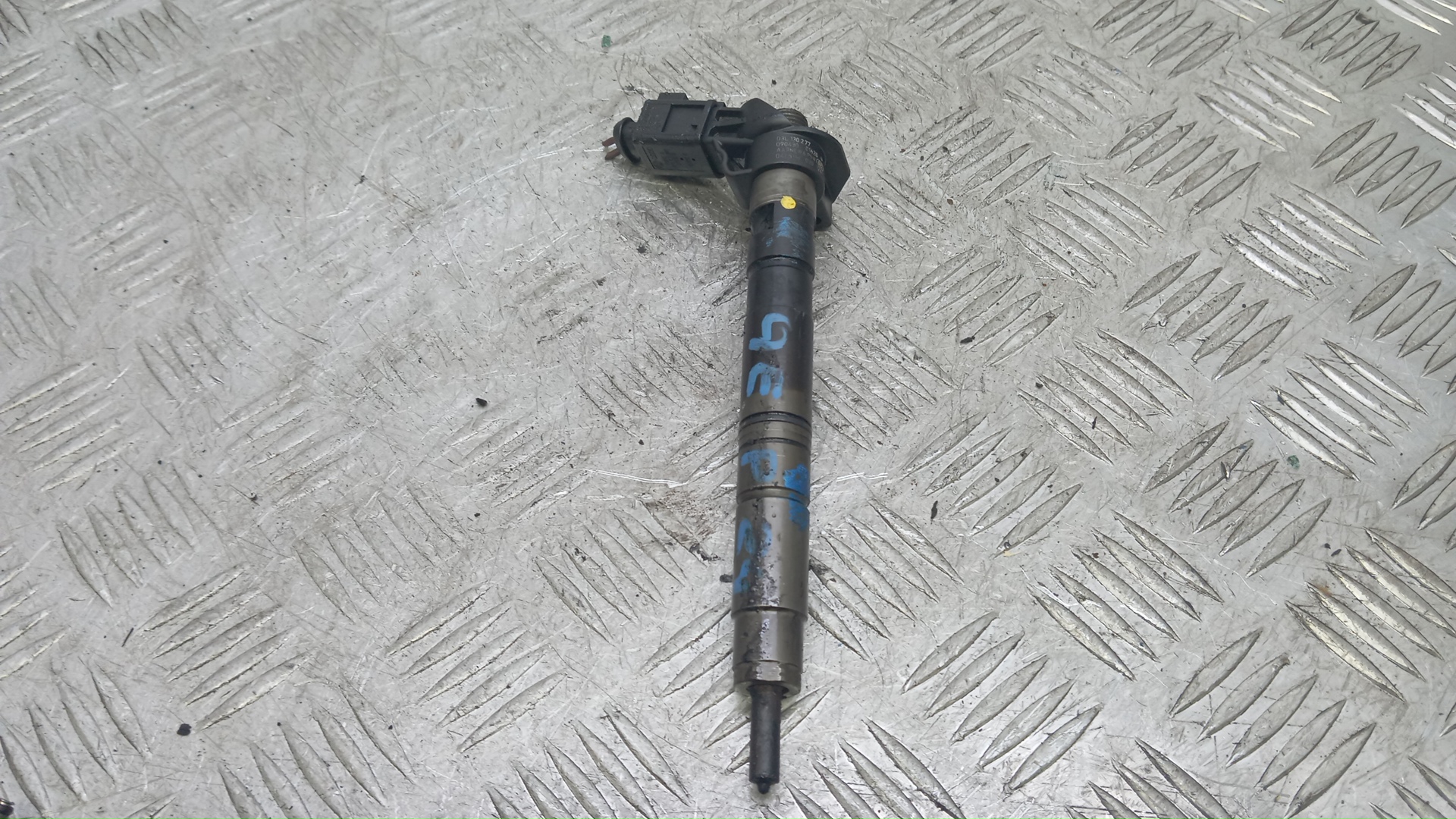 Форсунка дизельная Volkswagen Passat B6