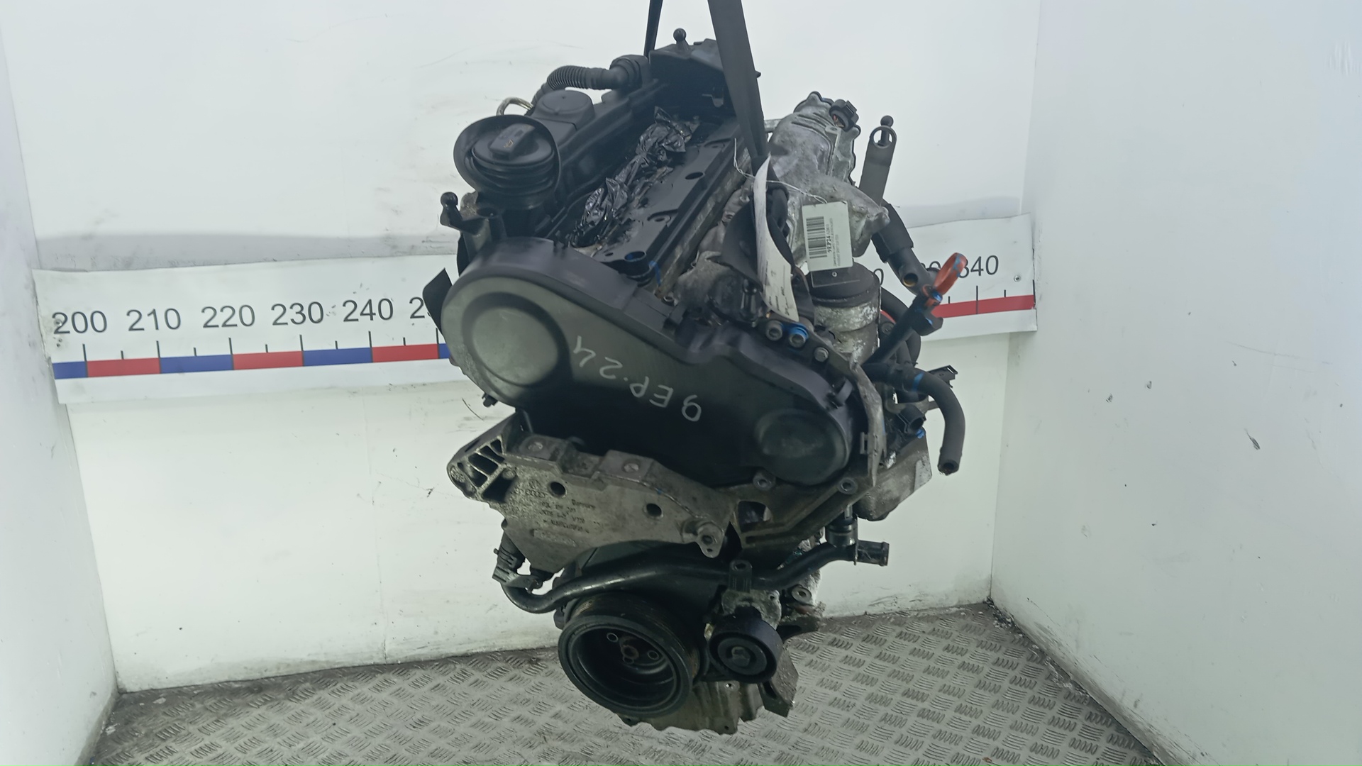 Двигатель дизельный Volkswagen Passat B6