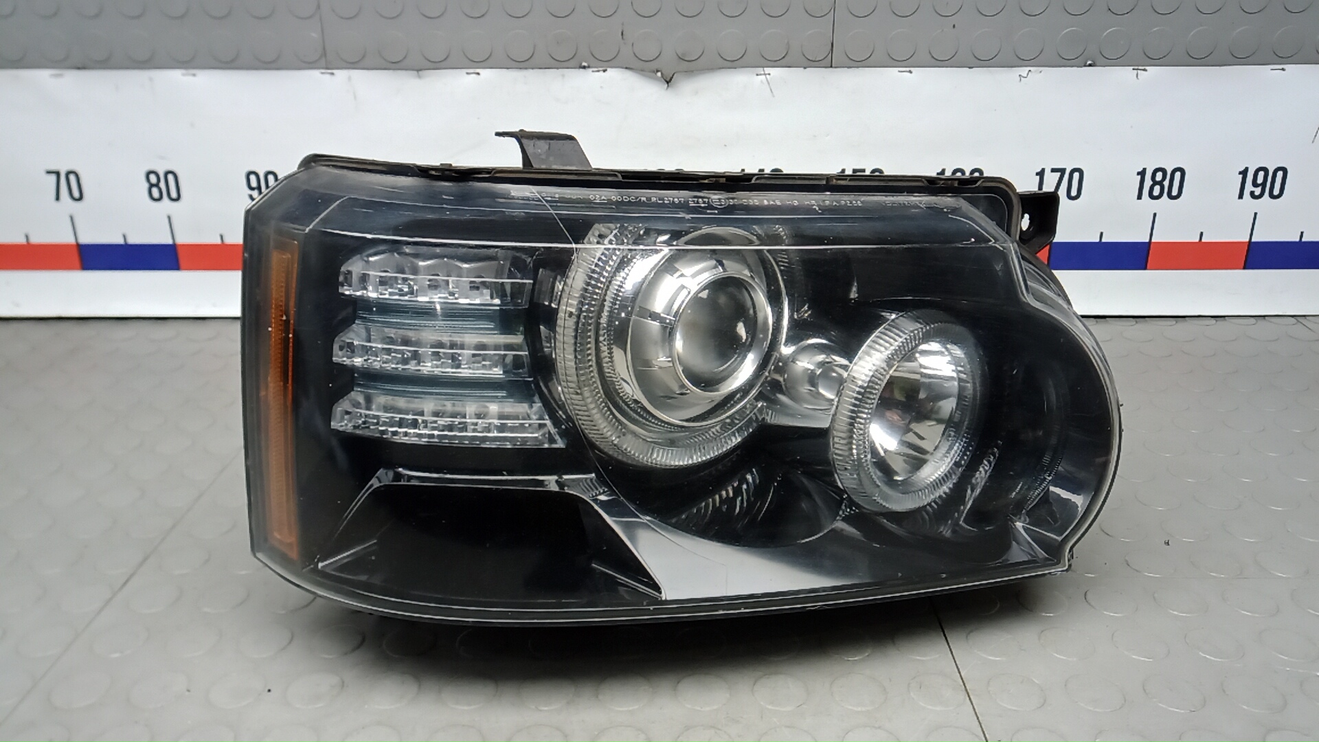 Фара правая Land Rover Range Rover 3