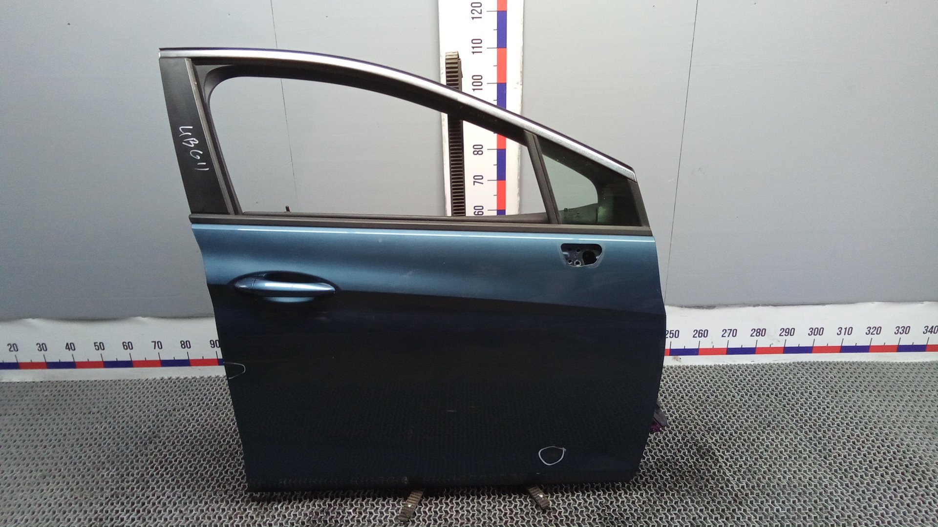 Дверь передняя правая Opel Astra K