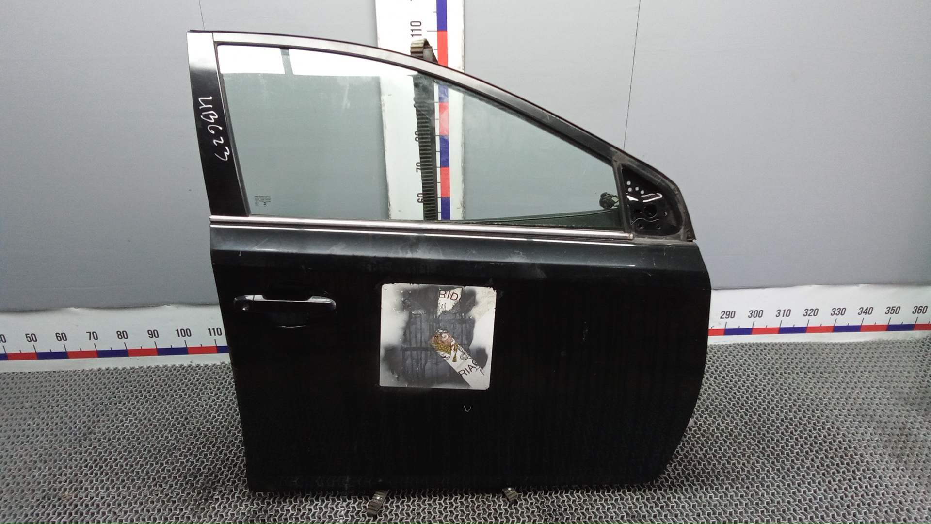 Дверь передняя правая Toyota Auris E180