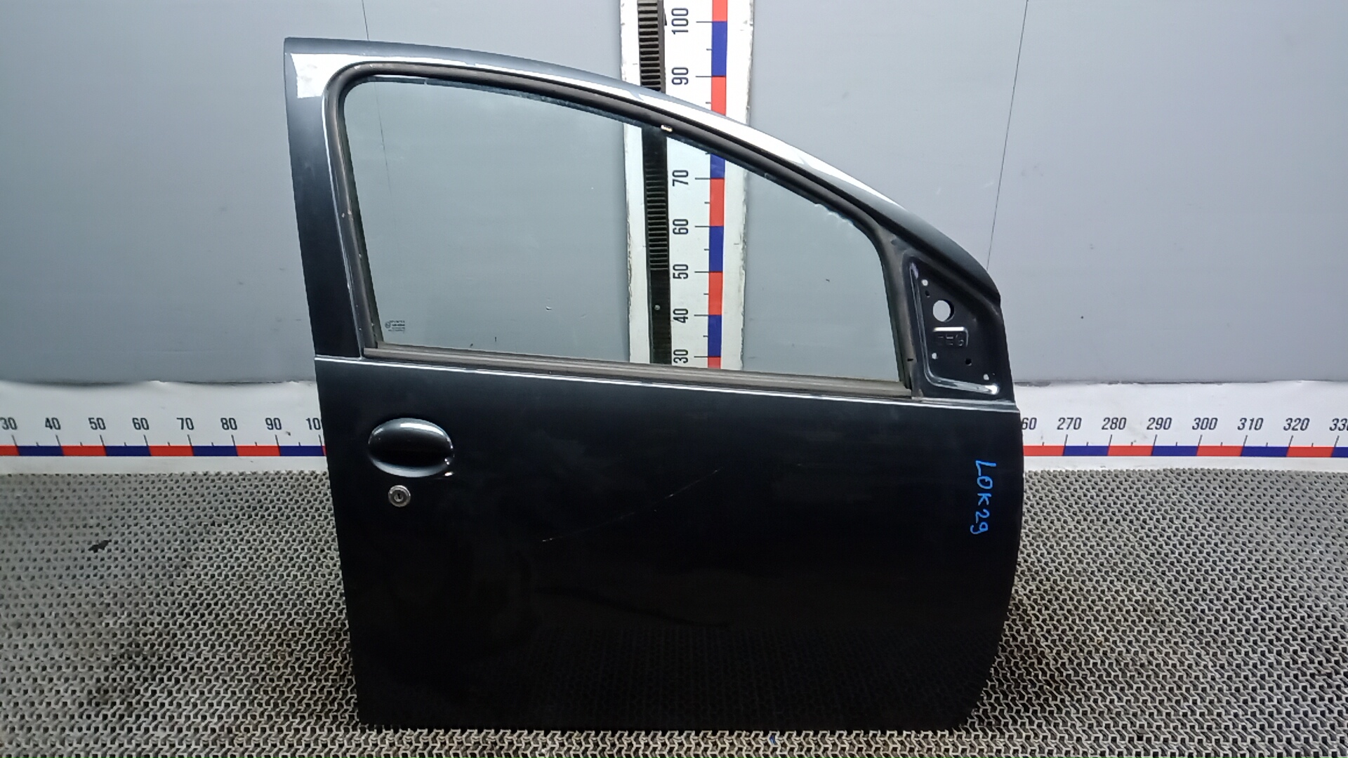 Дверь передняя правая Toyota Aygo B1