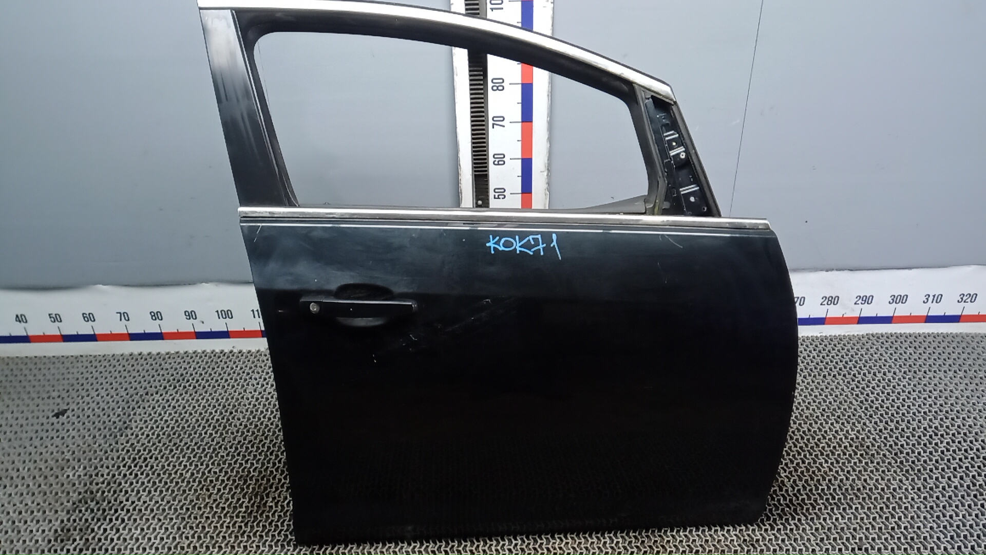 Дверь передняя правая Opel Astra J